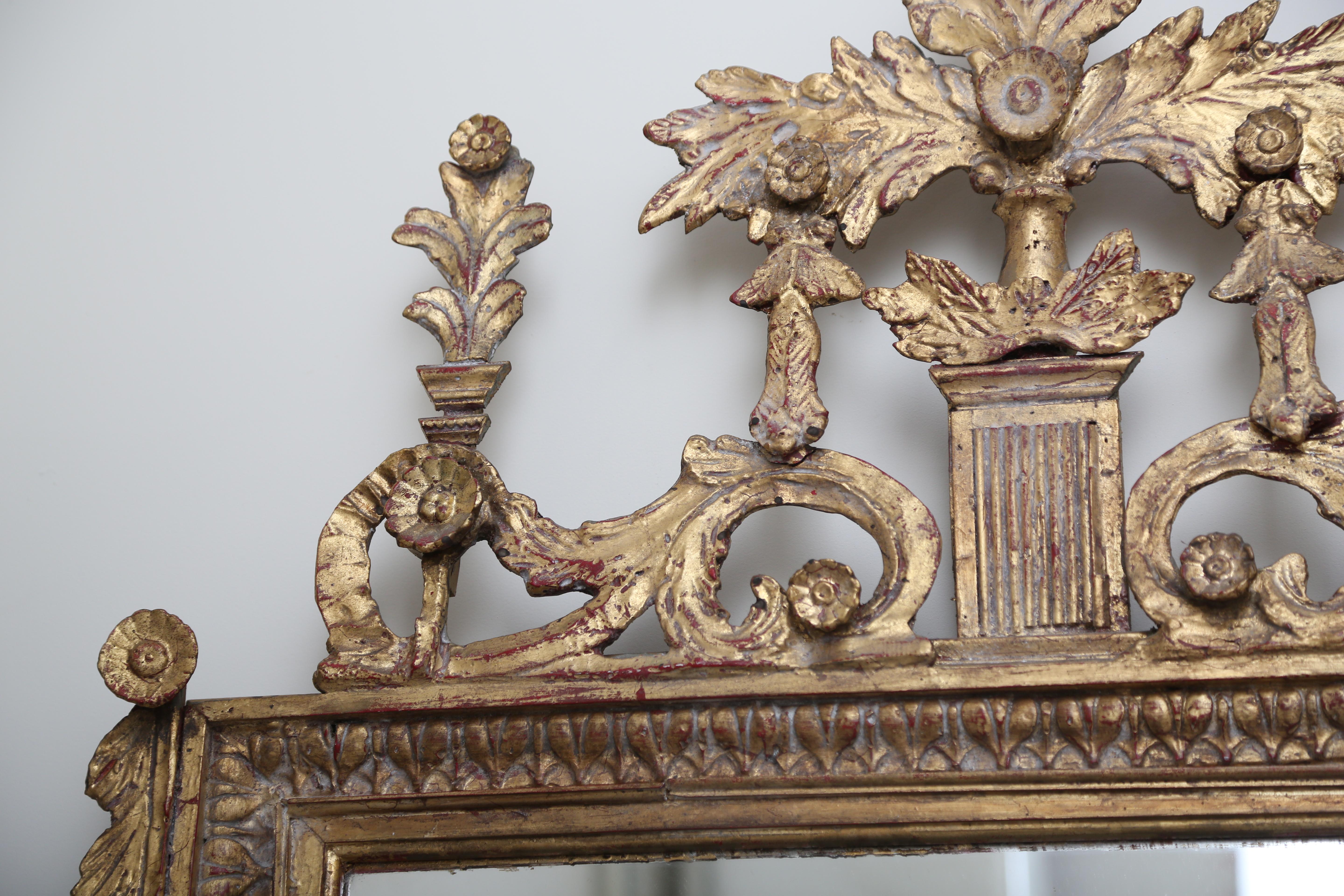 Neoclassical Revival Italianate Giltwood Mirror Hand Carved in the Neo-Classical Fashion