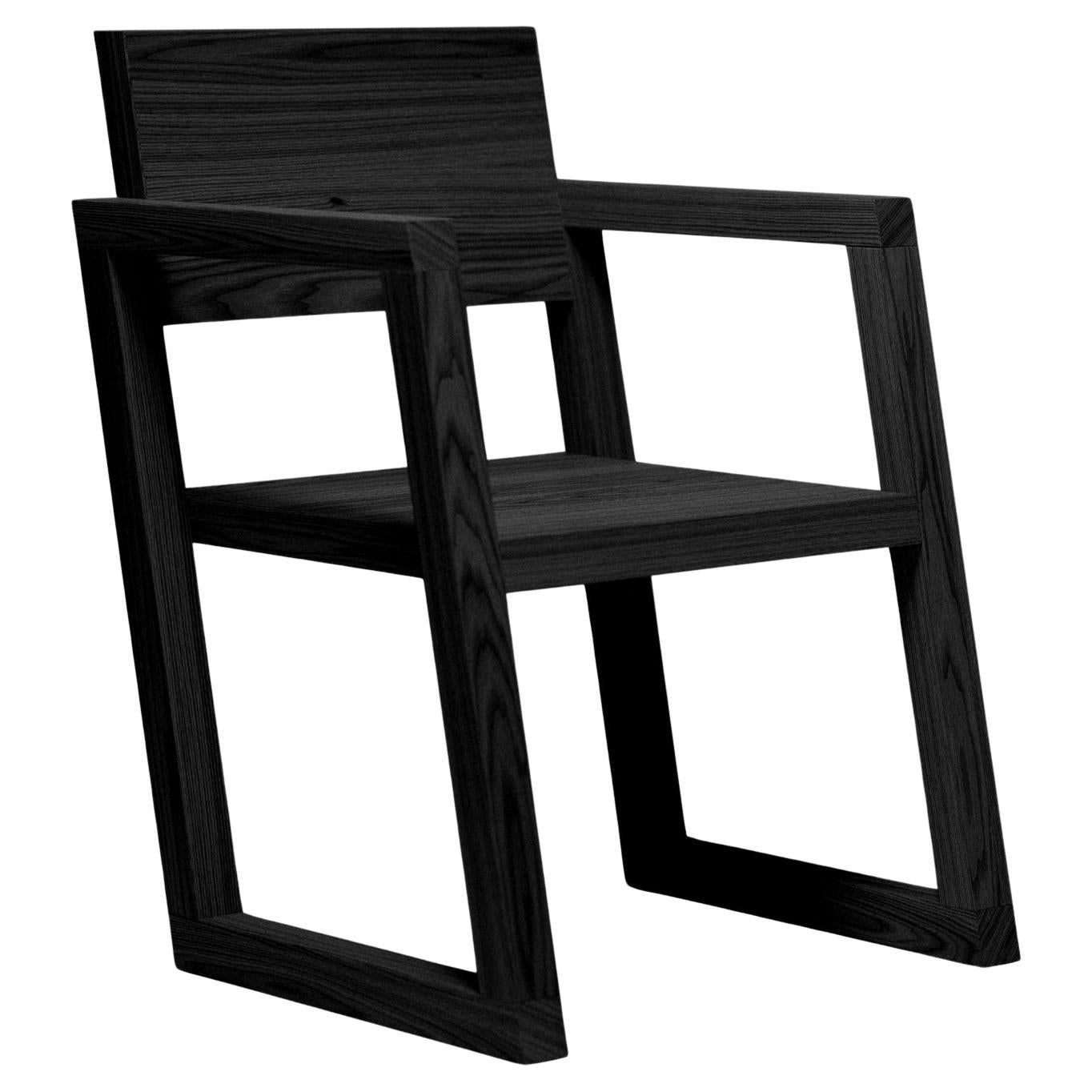 Chaise Italic contemporaine en bois de frêne noir par Haris Fazlani