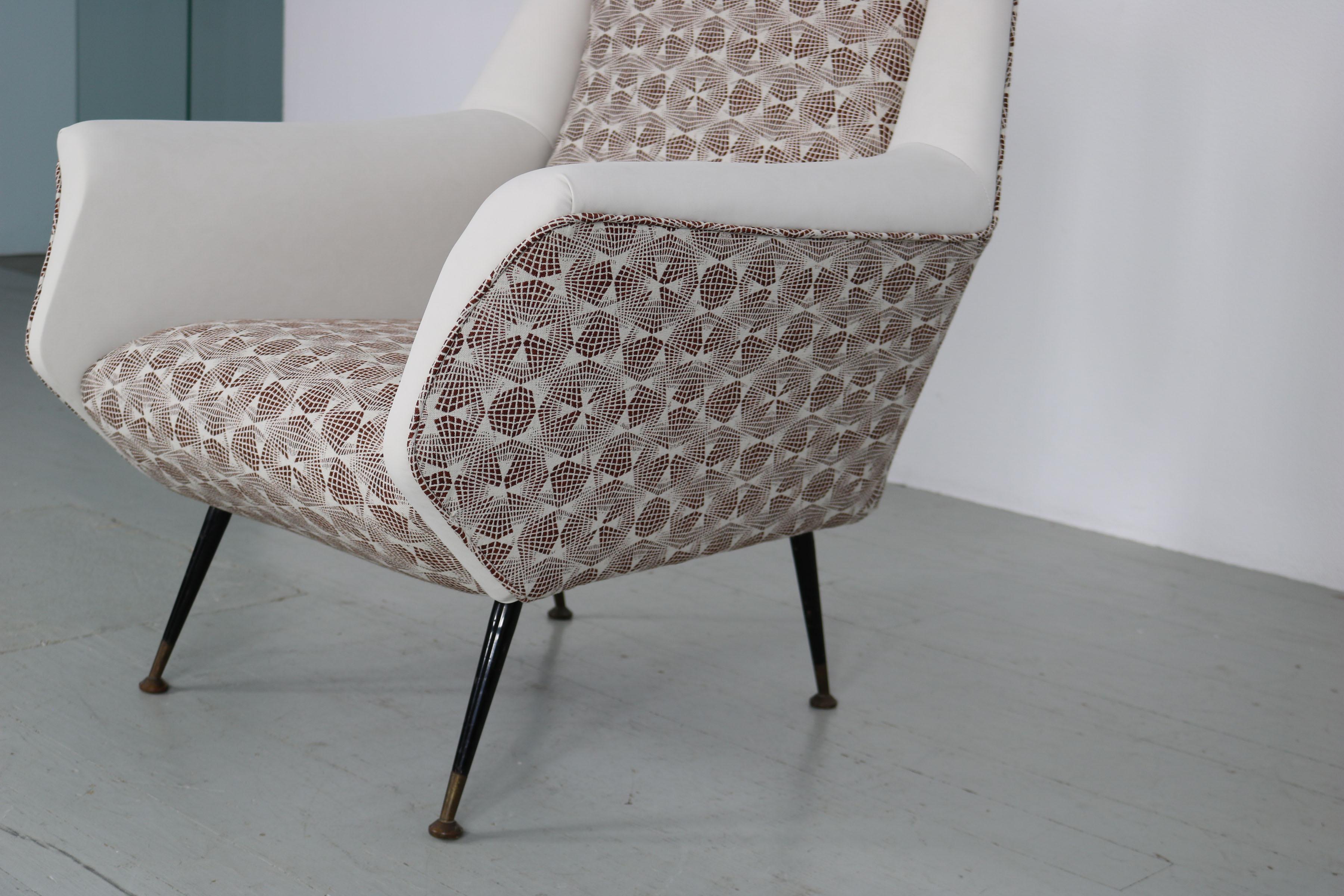 Italien Reupholstered Armchair, 1950s For Sale 6