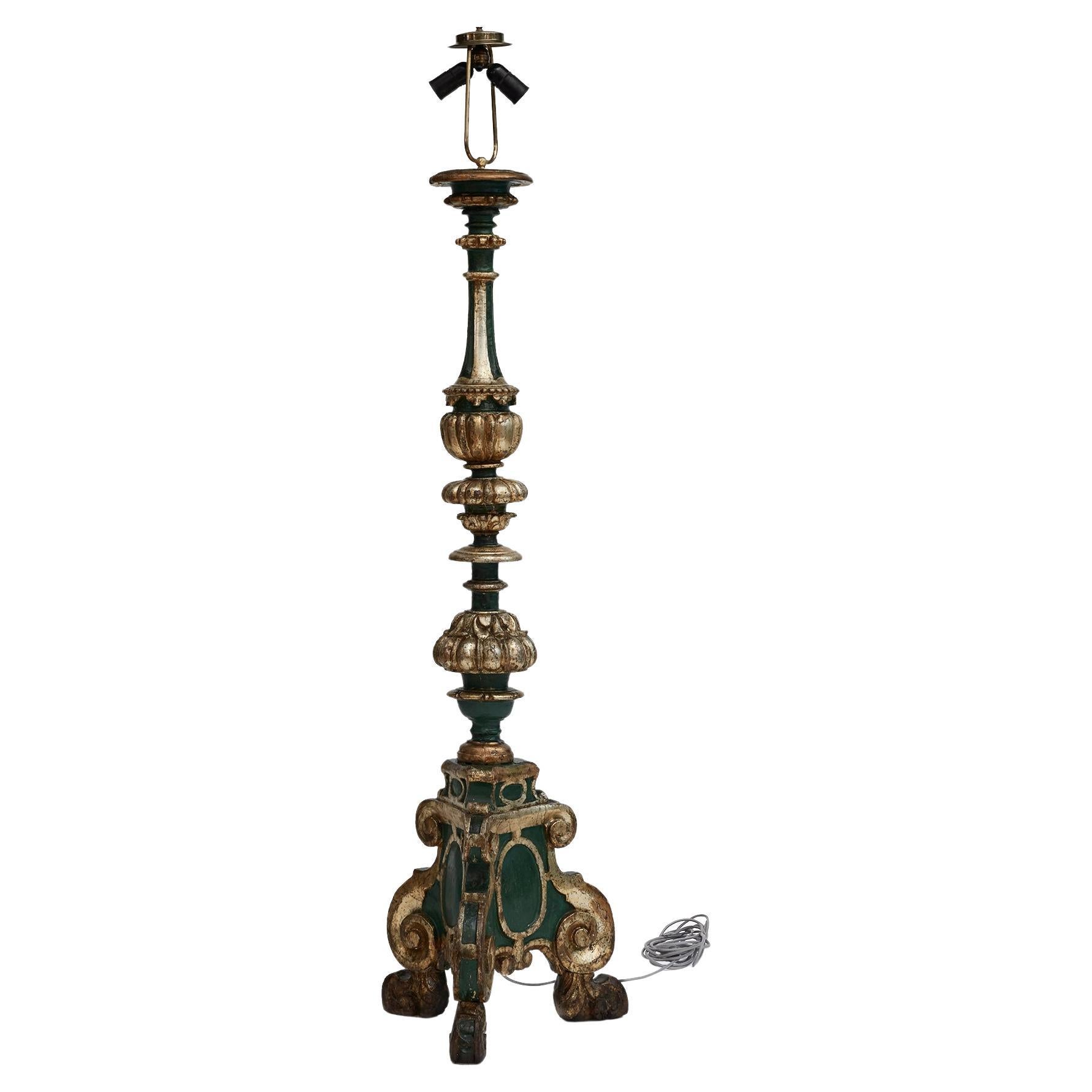 Italien Baroque Period Torchière Floor Lamp For Sale