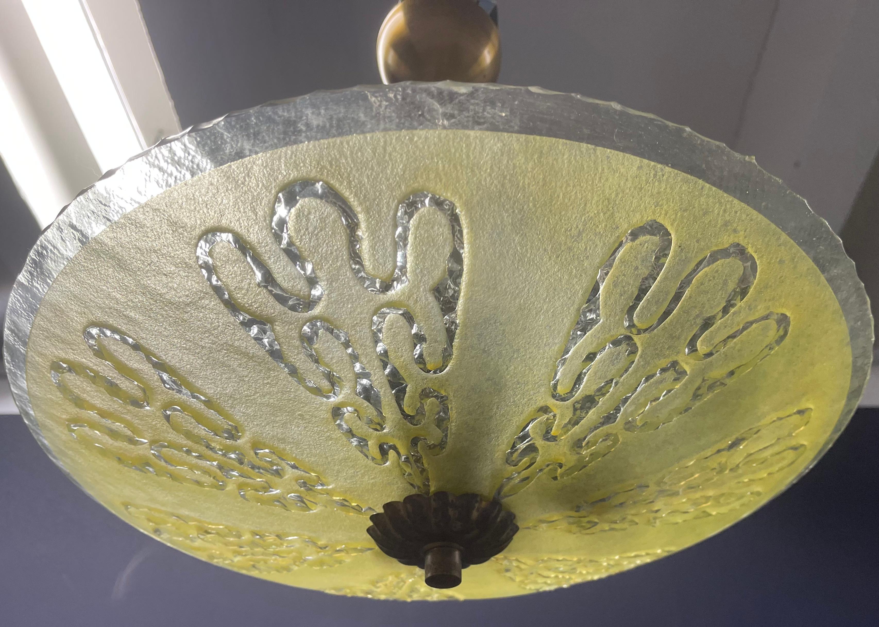 italien battuto ceiling lamp In Good Condition For Sale In Munich, DE