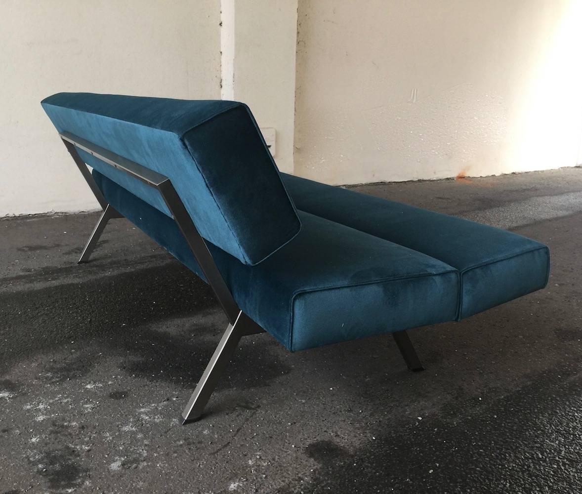 Mid-Century Modern Italian Daybed Attributed to Gastone Rinaldi, Completely Re-Upholstered