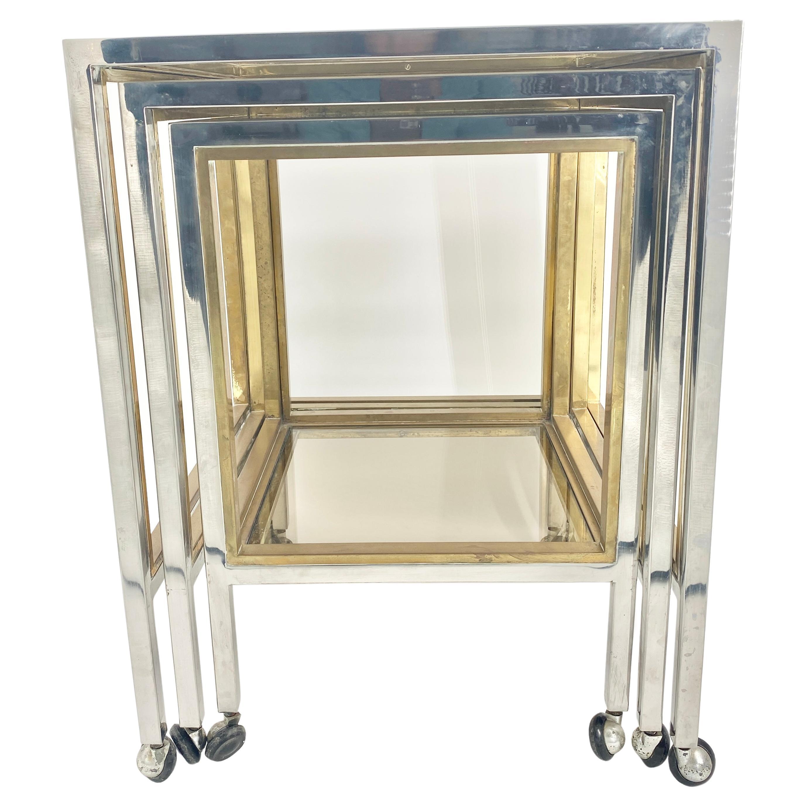 Italian Set of 3 Nesting Tables in Brass Chrome and Smoked Glass In Good Condition In Haddonfield, NJ