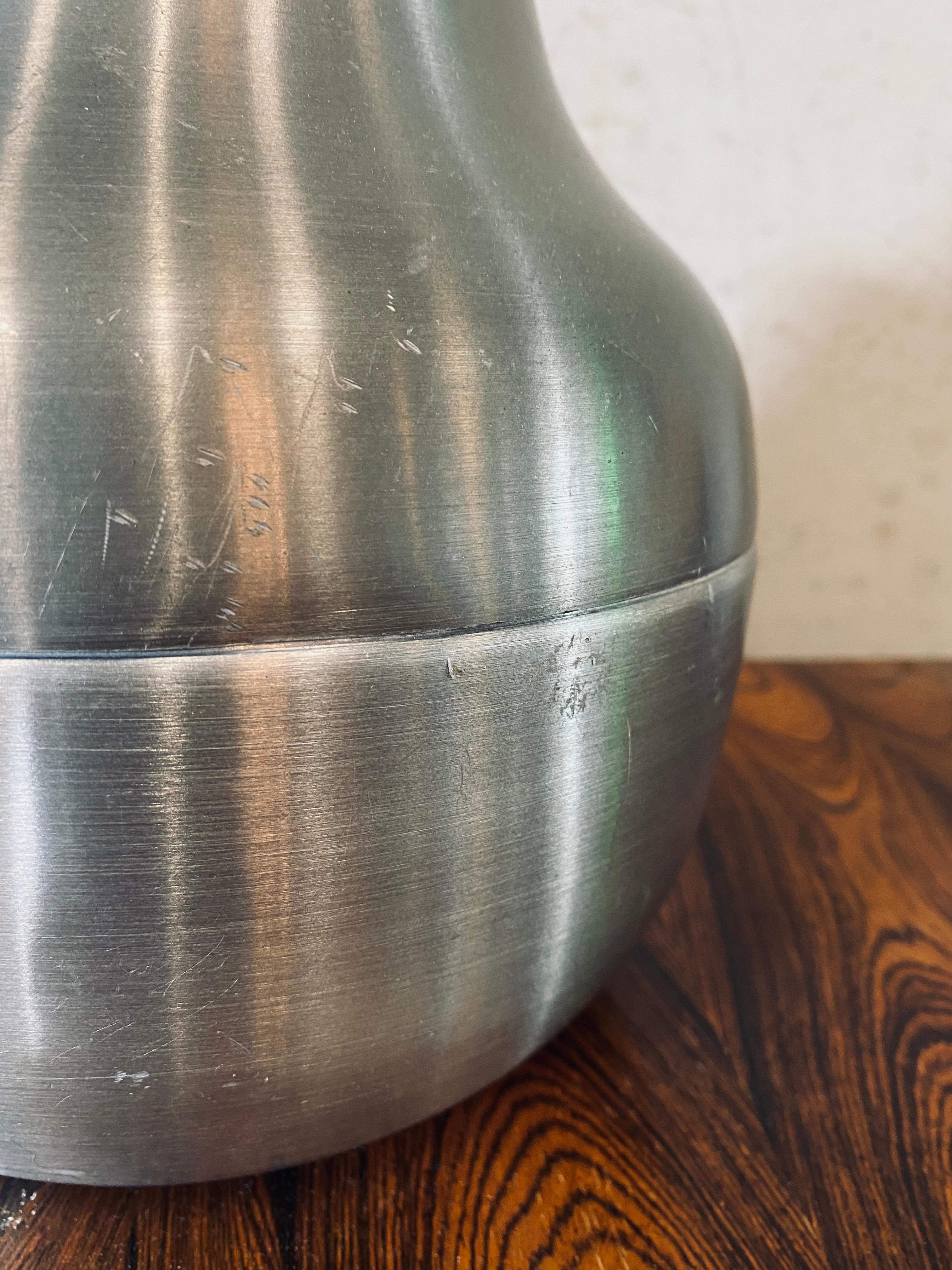 Aluminum Italienischer Mid Century Ice Bucket Birne, Aluminium For Sale