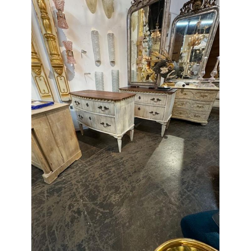 Italin Carved and Painted Louis XVI Commode For Sale 2