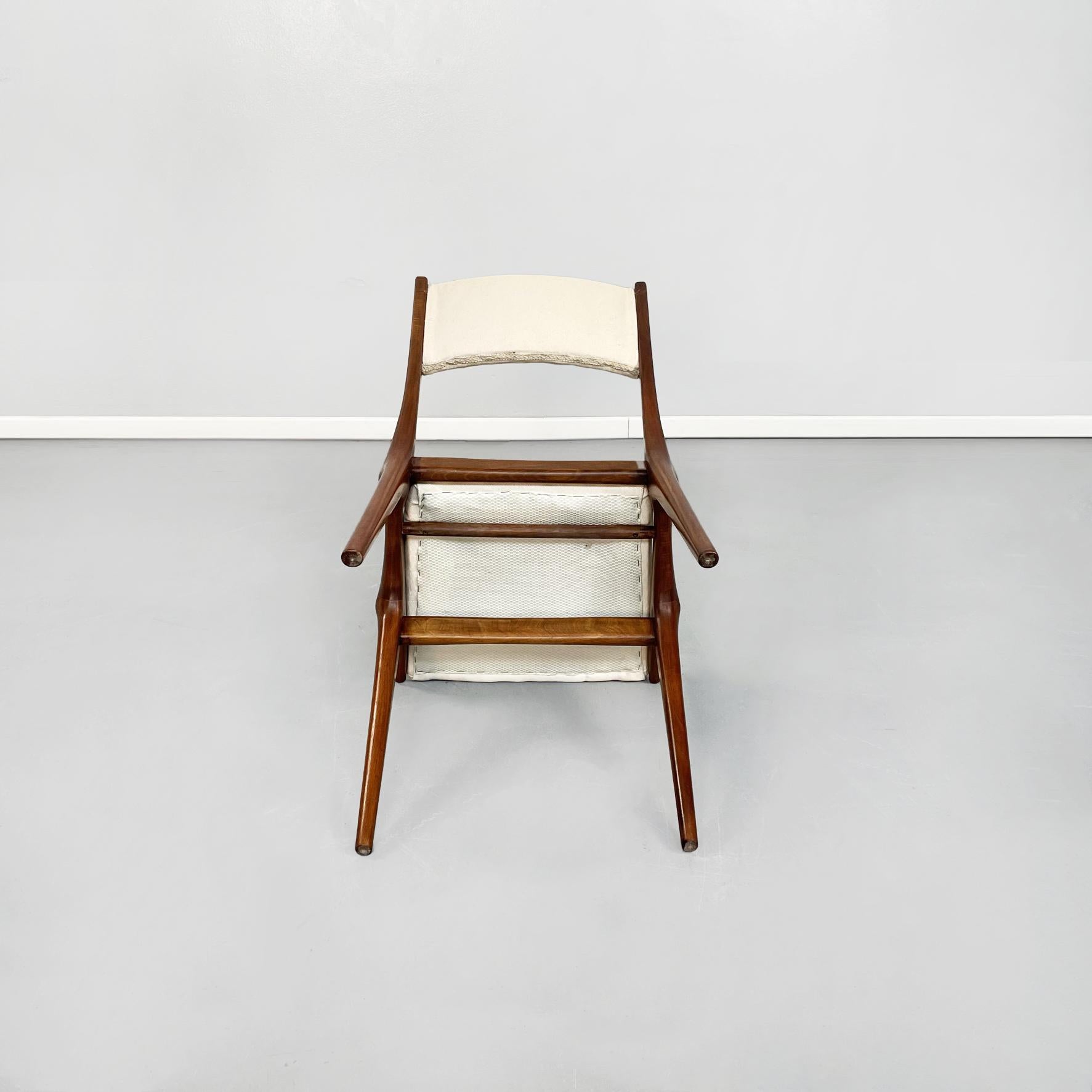 Italinan Mid-Century Modern White Fabric N Wood Chairs by De Carli Cassina, 1958 For Sale 2