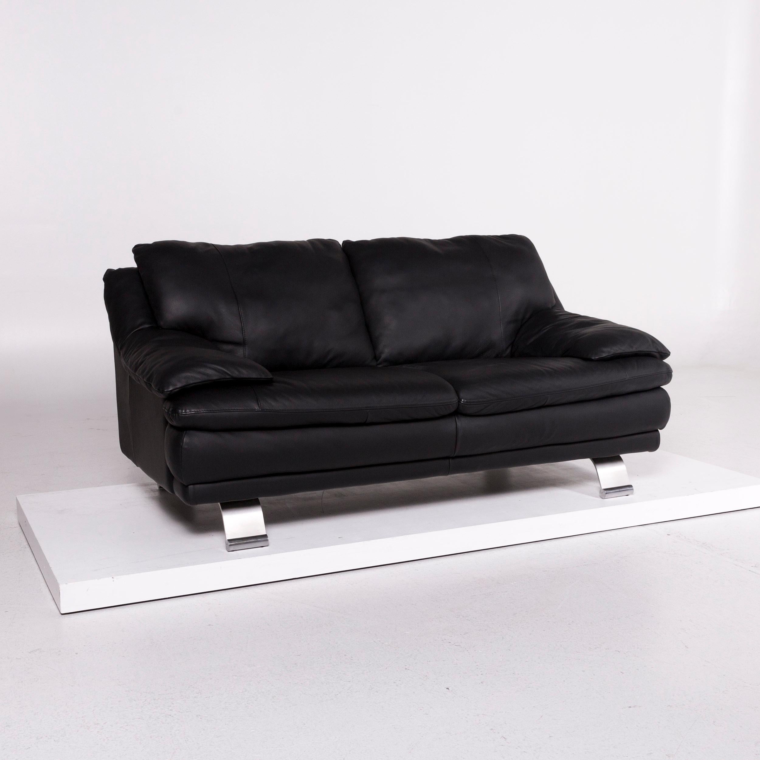 We bring to you an Italsofa leather sofa black two-seat couch.


 Product measurements in centimeters:
 

Depth 98
Width 180
Height 88
Seat-height 46
Rest-height 55
Seat-depth 56
Seat-width 113
Back-height 42.
 
