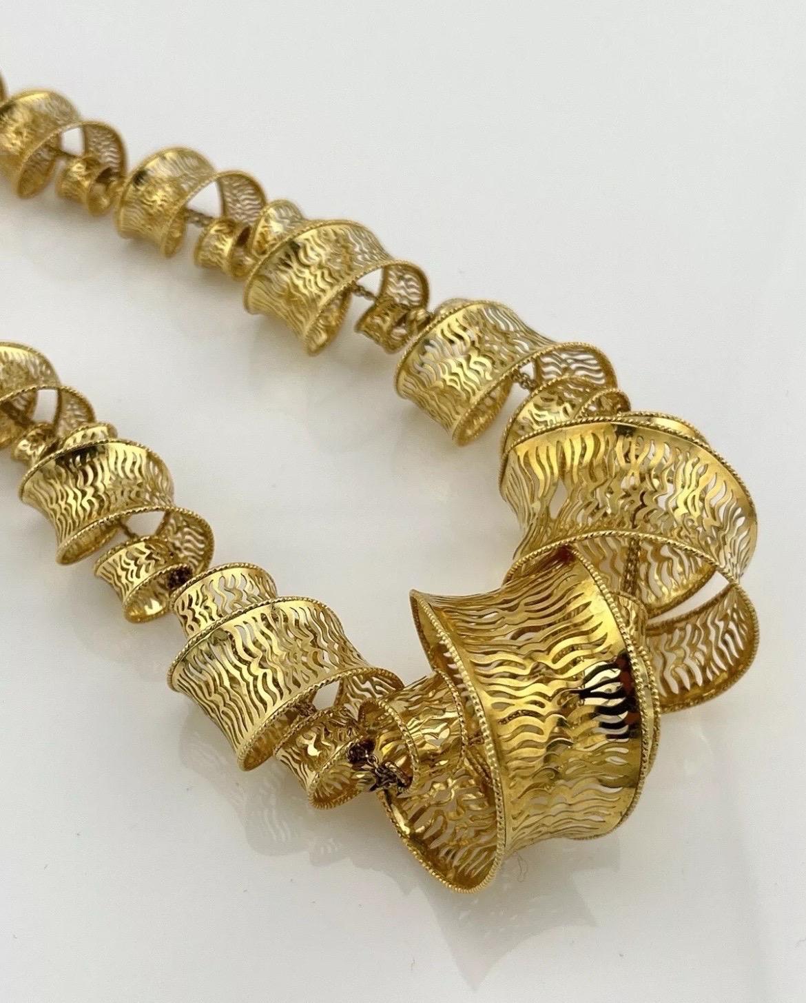 ITALY 18k Yellow Gold Fratelli Bovo Spiral Mesh Necklace For Sale 8