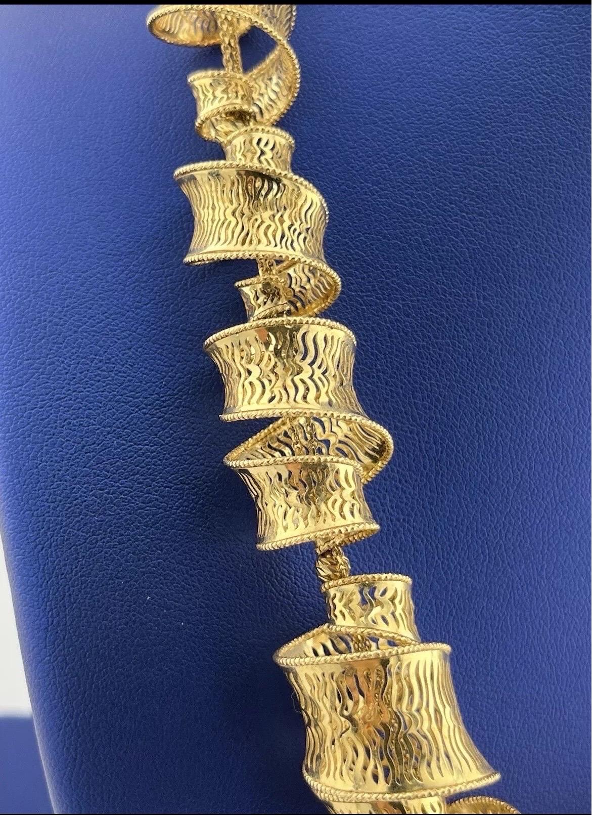 ITALY 18k Yellow Gold Fratelli Bovo Spiral Mesh Necklace For Sale 5