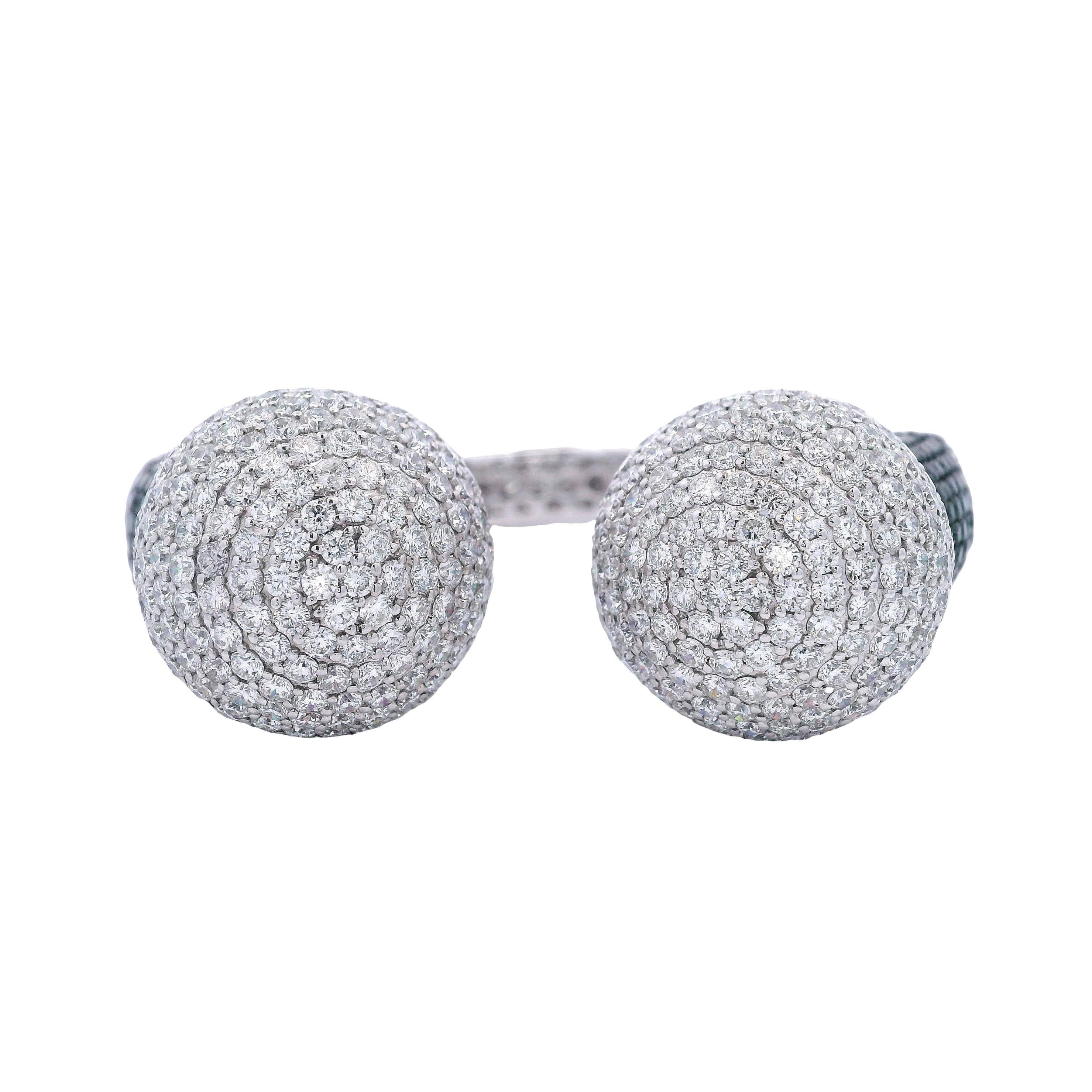 ITALIE Bracelet manchette Boules en or blanc 18kt 27.85 CTW en diamants noirs et blancs en vente 7