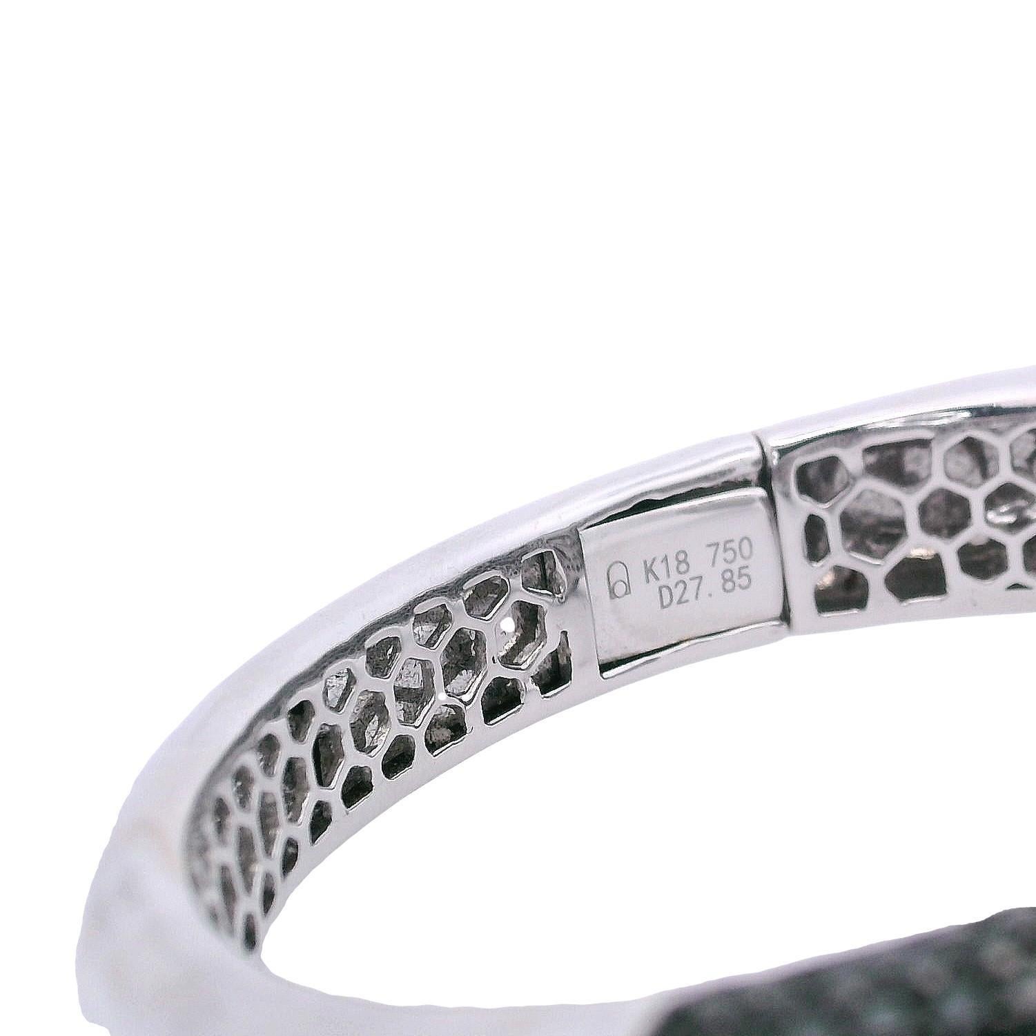 ITALIE Bracelet manchette Boules en or blanc 18kt 27.85 CTW en diamants noirs et blancs en vente 9