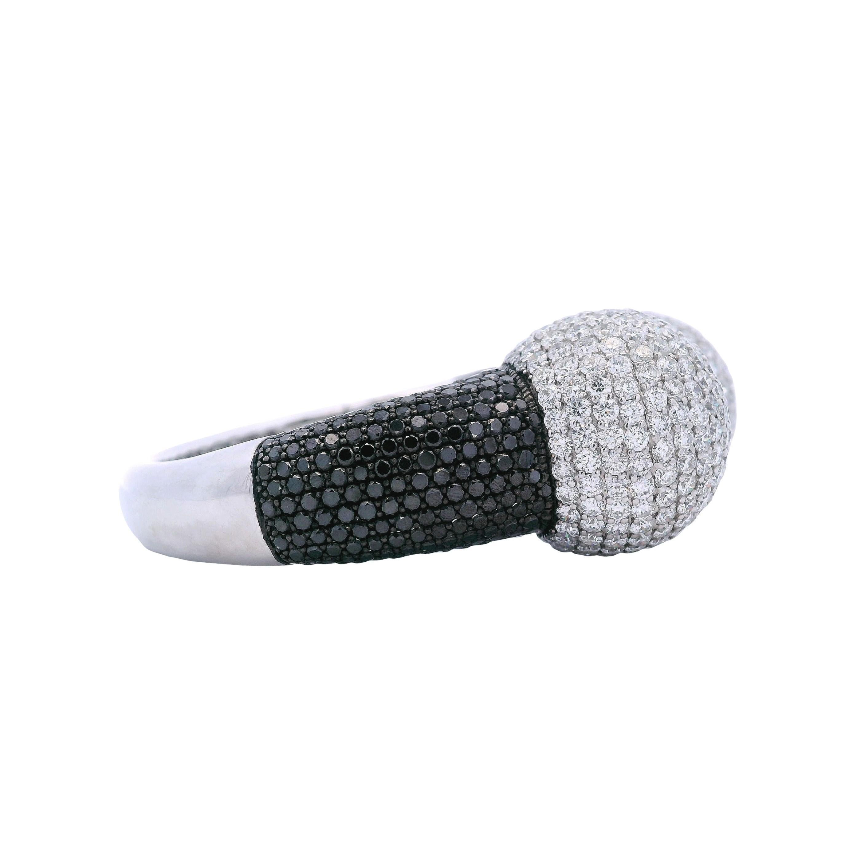 ITALIE Bracelet manchette Boules en or blanc 18kt 27.85 CTW en diamants noirs et blancs en vente 2