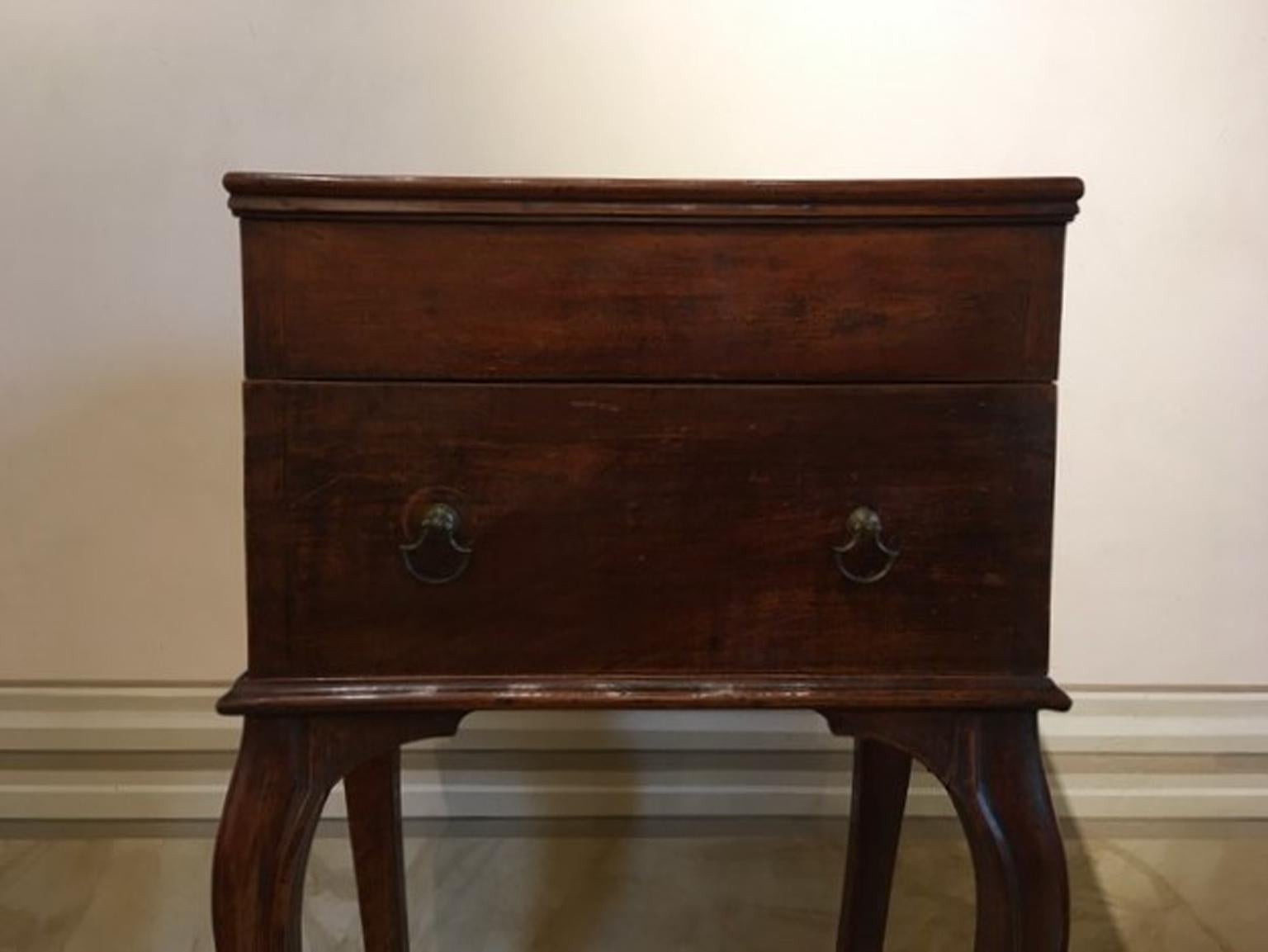 Italy 18th Century Louis XV Walnut Side Table Gueridon with Drawings For Sale 6