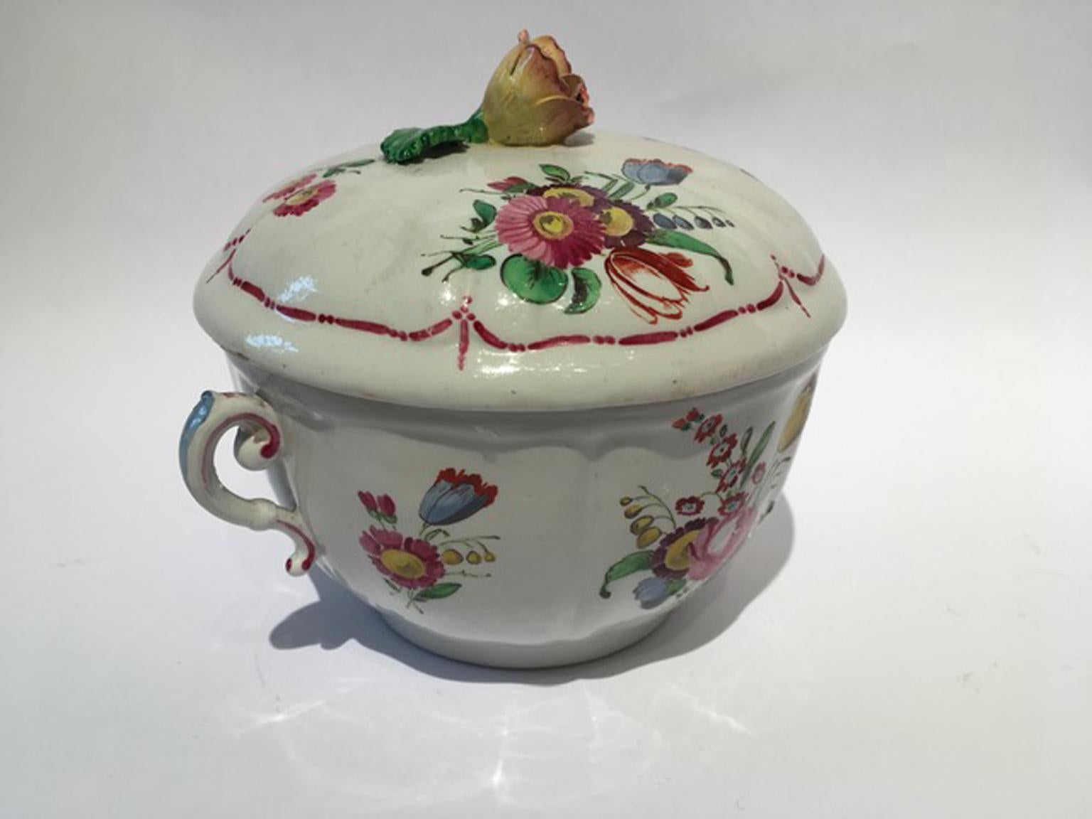 Italy 18th Century Richard Ginori Porcelain Covered Cup or Sugar Bowl For Sale 14