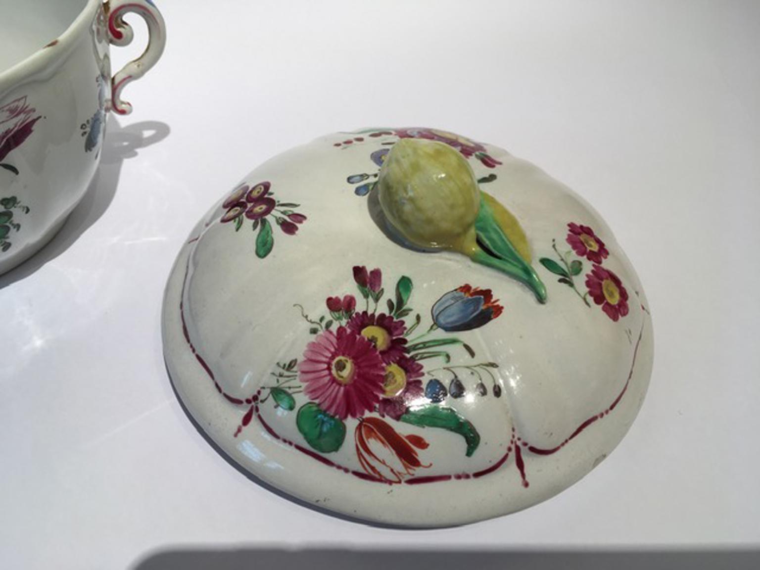 Italy 18th Century Richard Ginori Porcelain Sugar Bowl with Floral Drawings 5