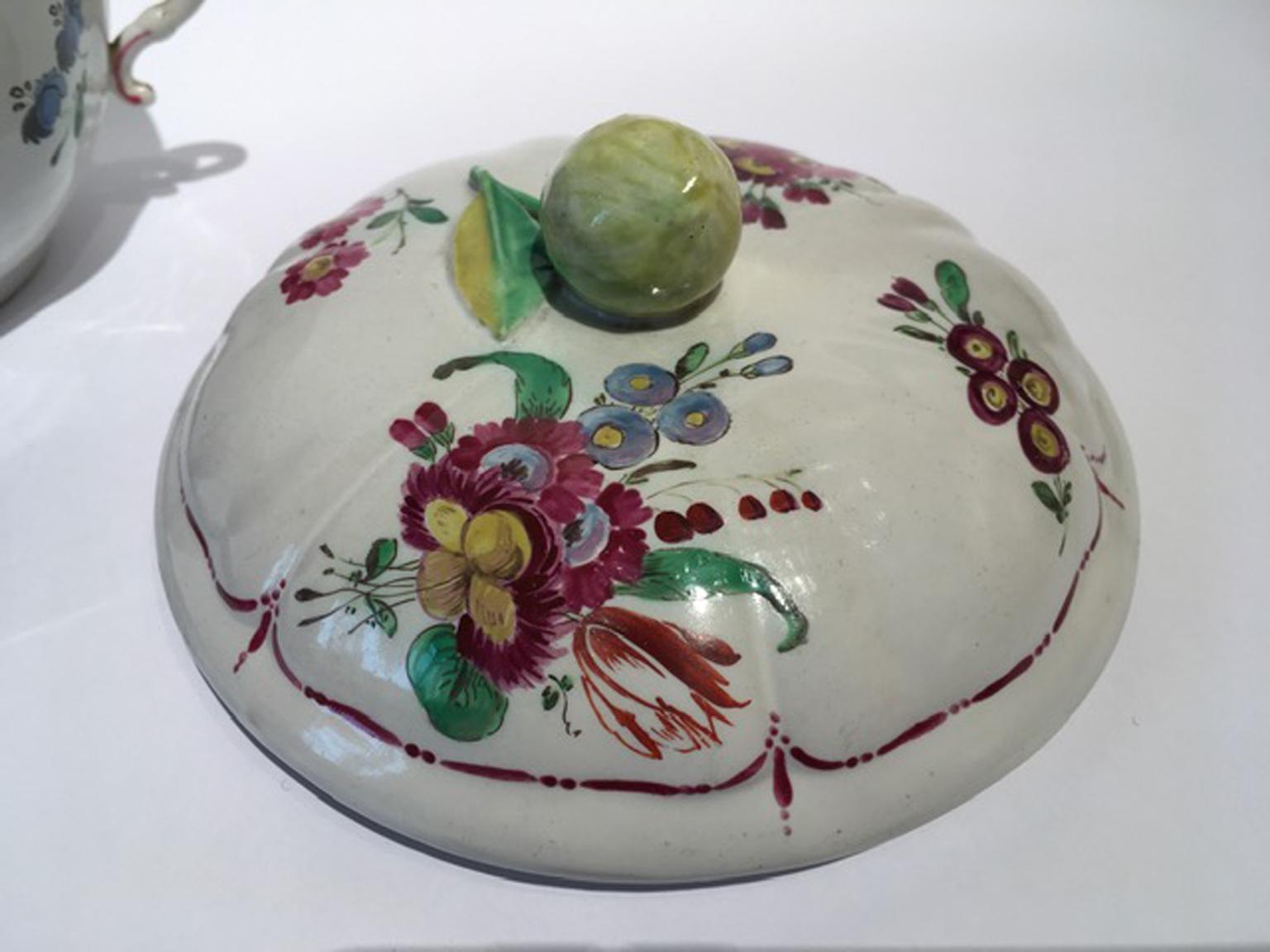 Italy 18th Century Richard Ginori Porcelain Sugar Bowl with Floral Drawings 6