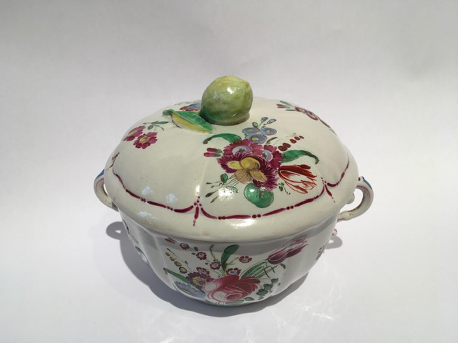 Italy 18th Century Richard Ginori Porcelain Sugar Bowl with Floral Drawings 8