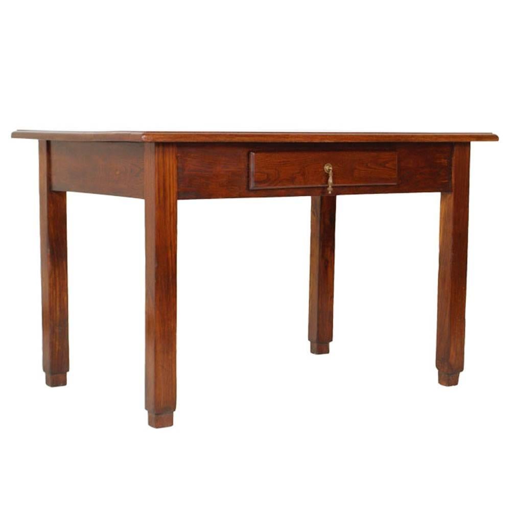Italian 1920s country rustic Art Deco table with drawer in solid oak polished to wax

Measures cm: H 83 x W 134 x D 90.