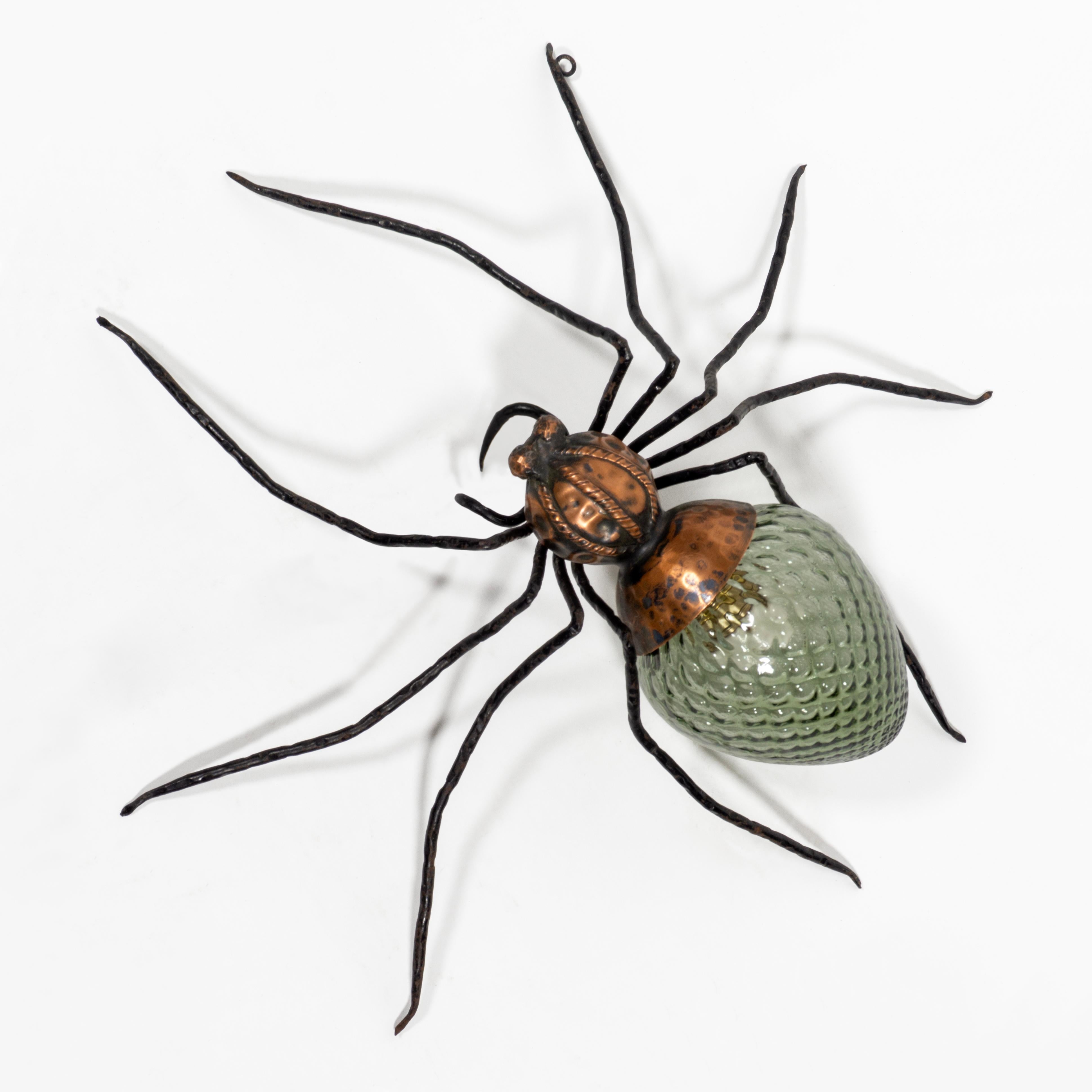 Mid-Century Modern Italy 1950s Spider Lamp Wall Sconce in Copper, Wrought Iron & Green Glass For Sale