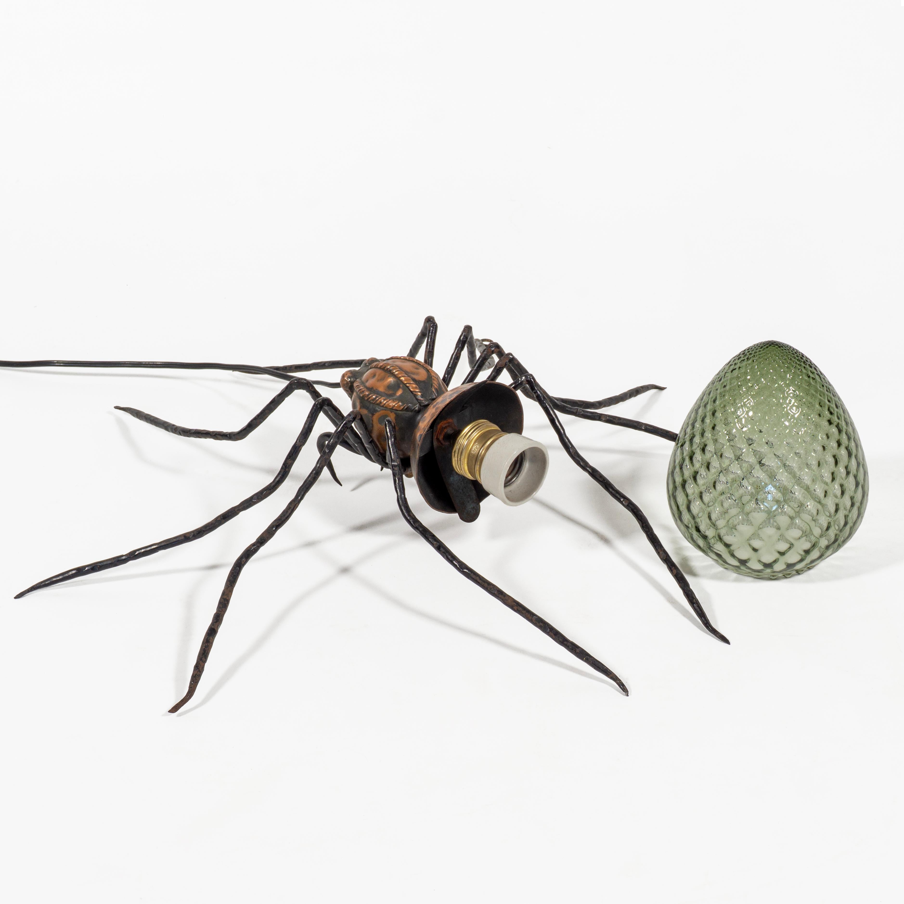Italy 1950s Spider Lamp Wall Sconce in Copper, Wrought Iron & Green Glass For Sale 2