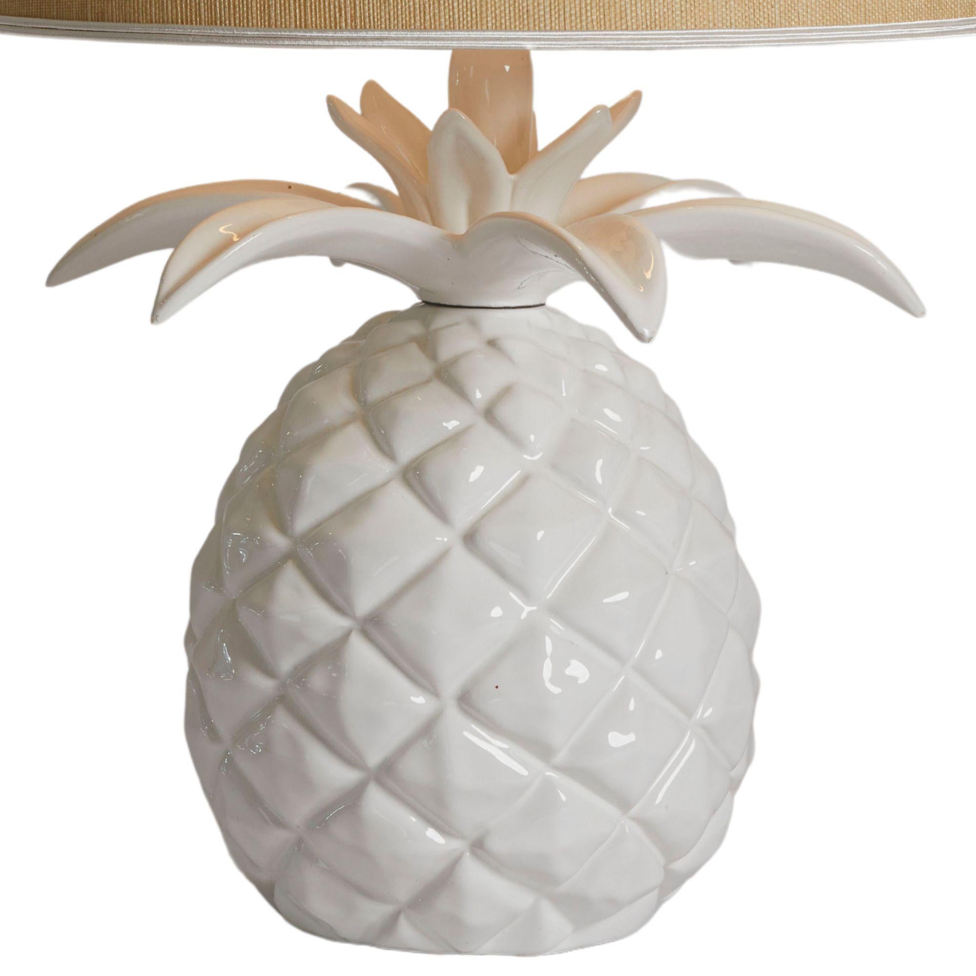 Italian Mid Century White Bassano Pottery Pineapple Lamp, Italy 1960s For Sale