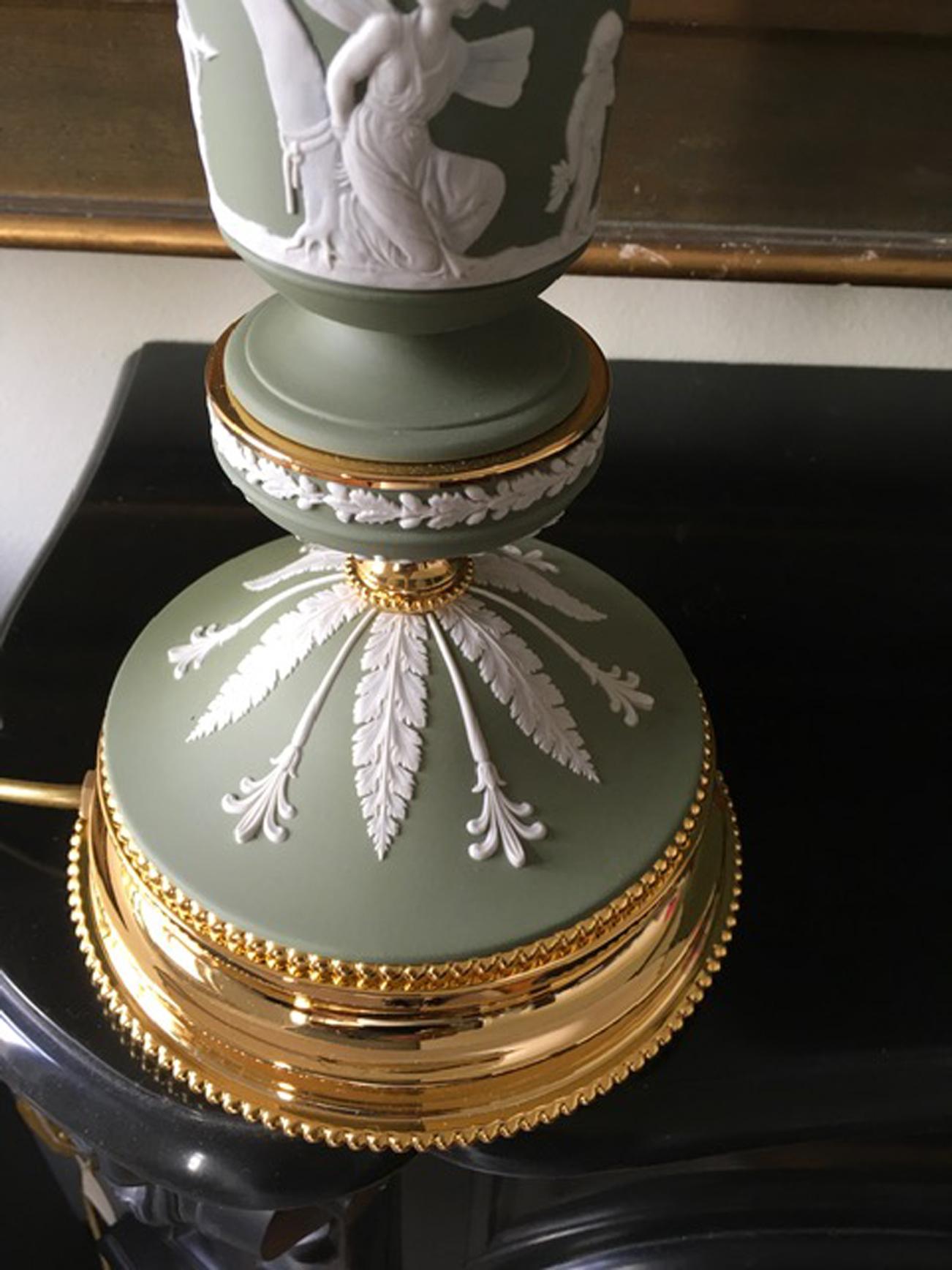 Hollywood Regency Italy 1970 Post-Modern Pair Brass Sevres Ceramic Table Lamp Regency Style
