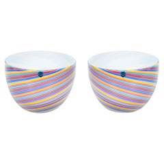 Italien 1970er Jahre Cenedese ein Duo von Regenbogenschalen aus Murano-Glas, die Streifen aufweisen