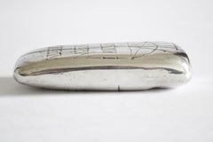 Italia 1980 Scultura astratta postmoderna in peltro Walter Valentini