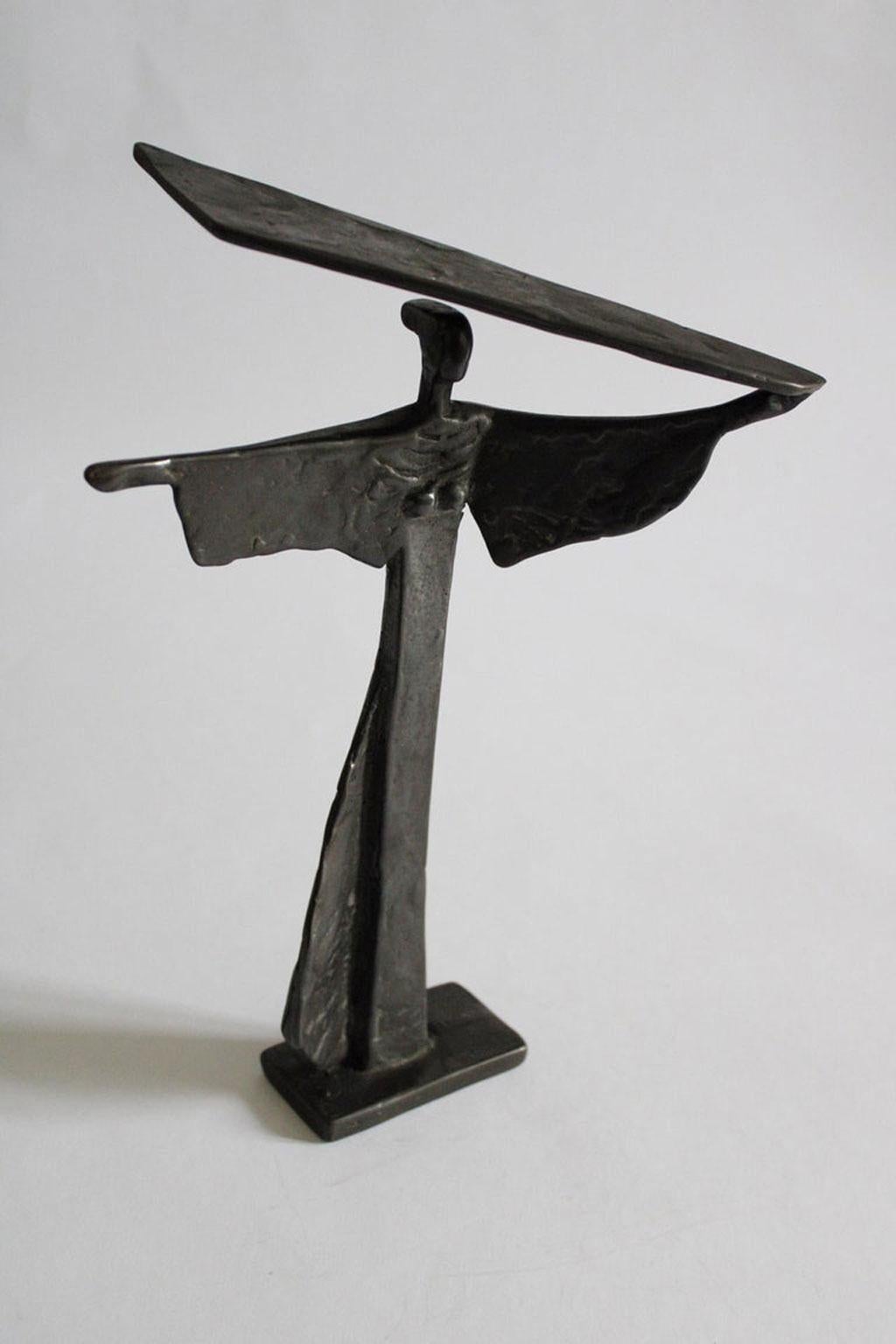 Italia 1980 Scultura astratta postmoderna in bronzo di Ugo Carà In condizioni buone in vendita a Brescia, IT