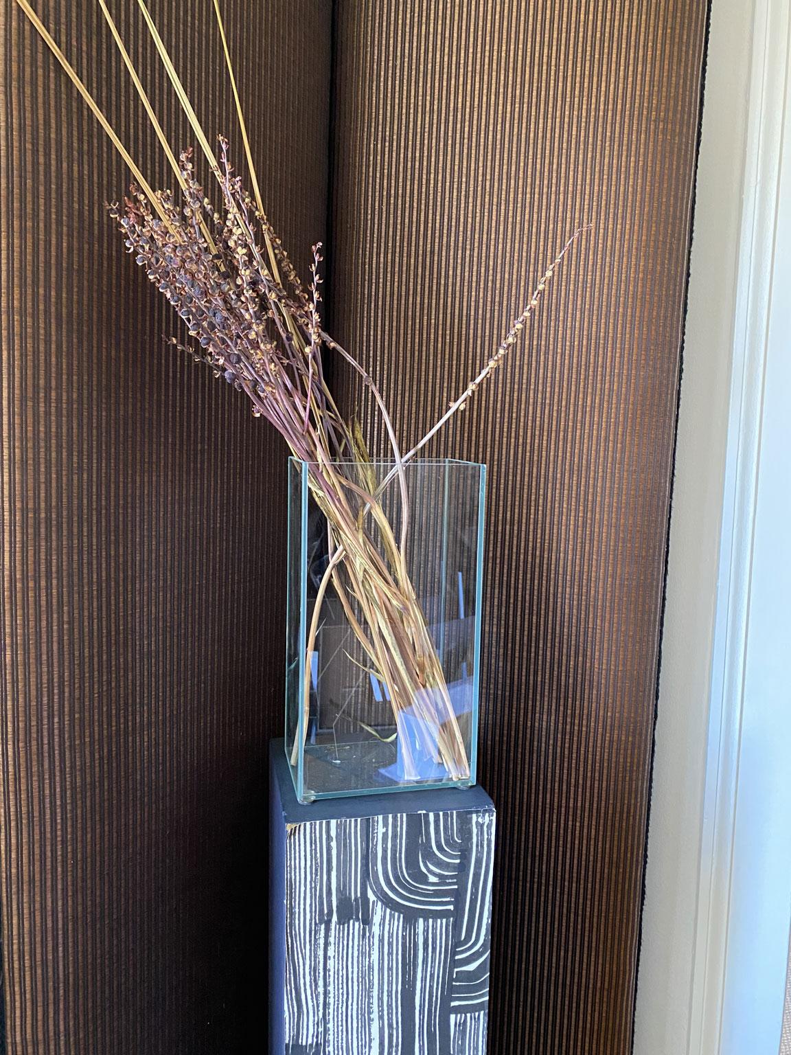 Italy 21st Century Glass Vase in Minimalist Style In New Condition For Sale In Brescia, IT