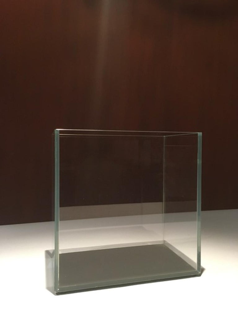 Contemporary Italy 21st Century Glass Vase in Minimalist Style For Sale