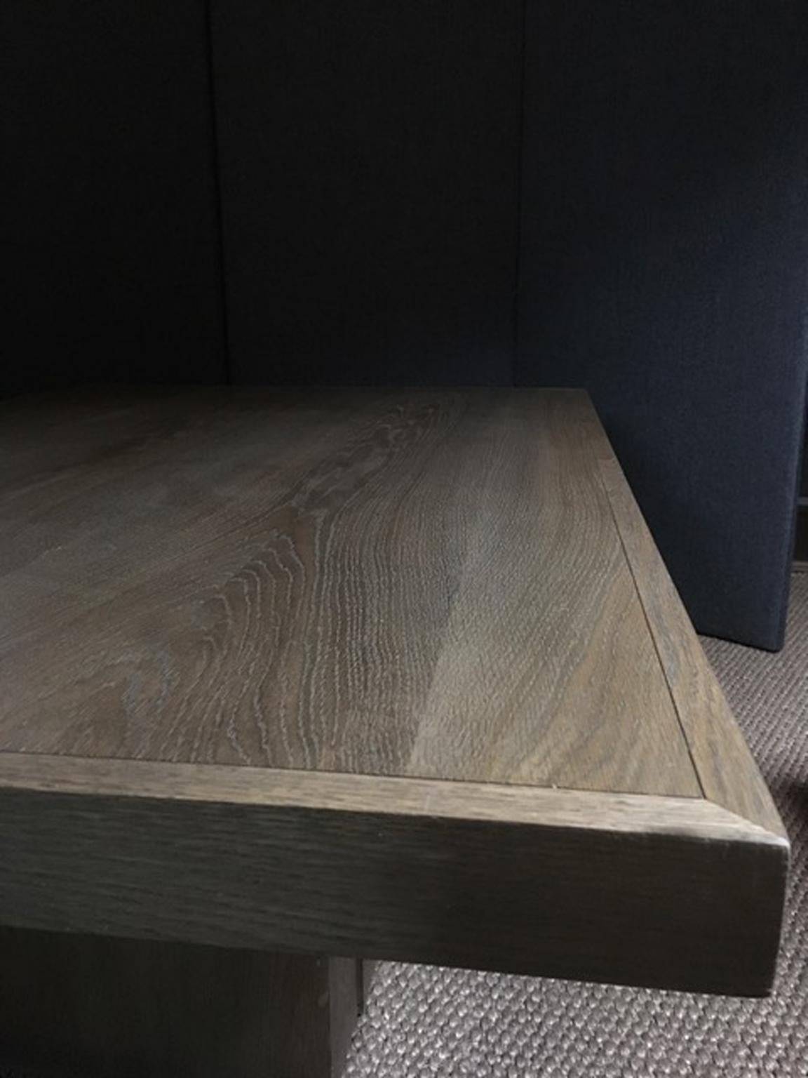 Table basse italienne du 21e siècle en bois de chêne gris,  Rectangulaire en vente 2
