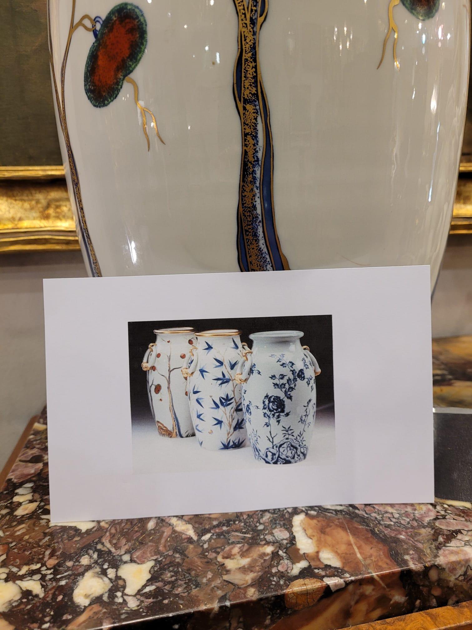 Italy 50s Mangani White, Gold Porcelain Vase, Handpaint 11