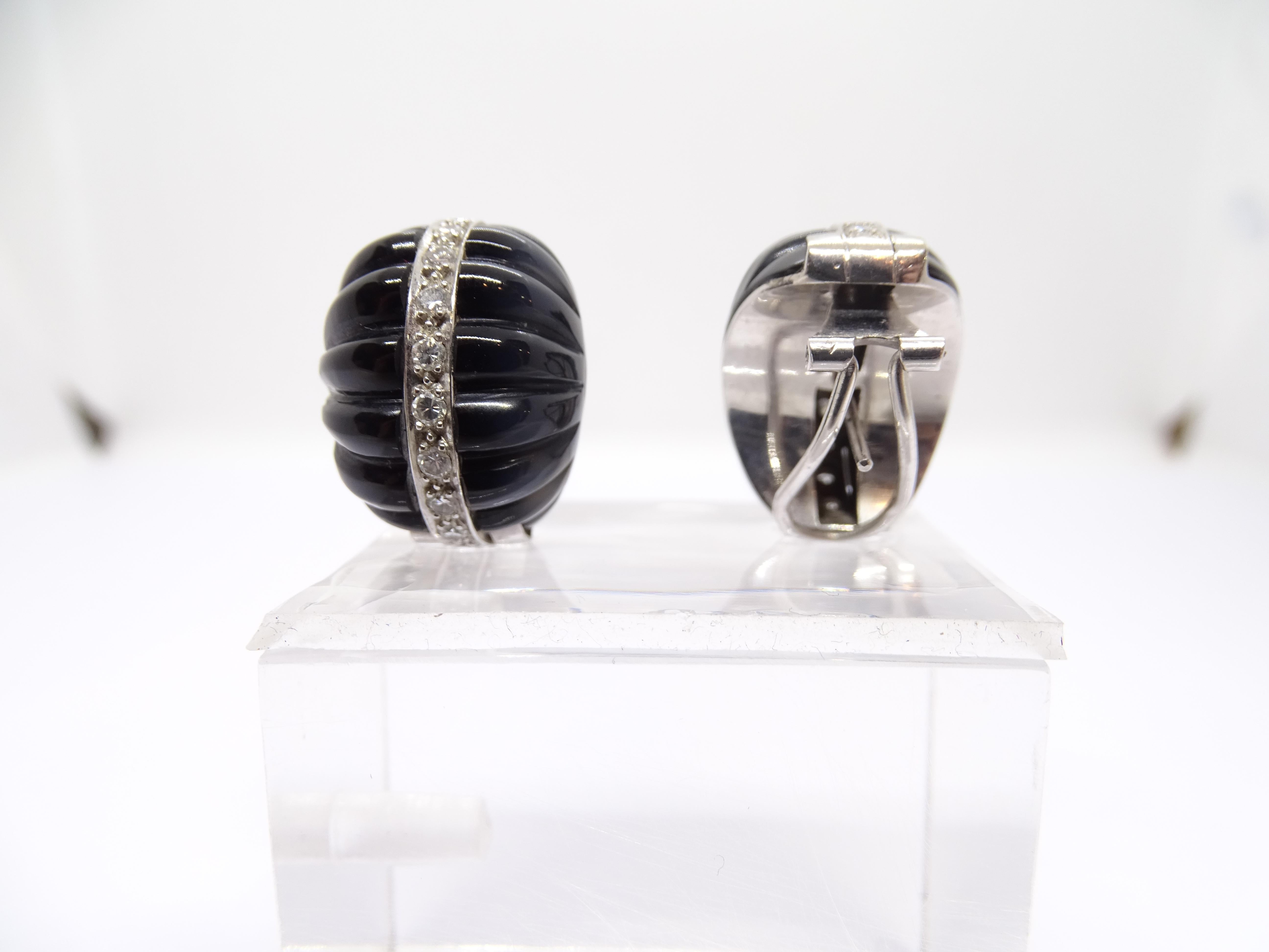 Italy Art Deco Black Earrings in galonated onyx and 18kt white gold diamonds For Sale 8