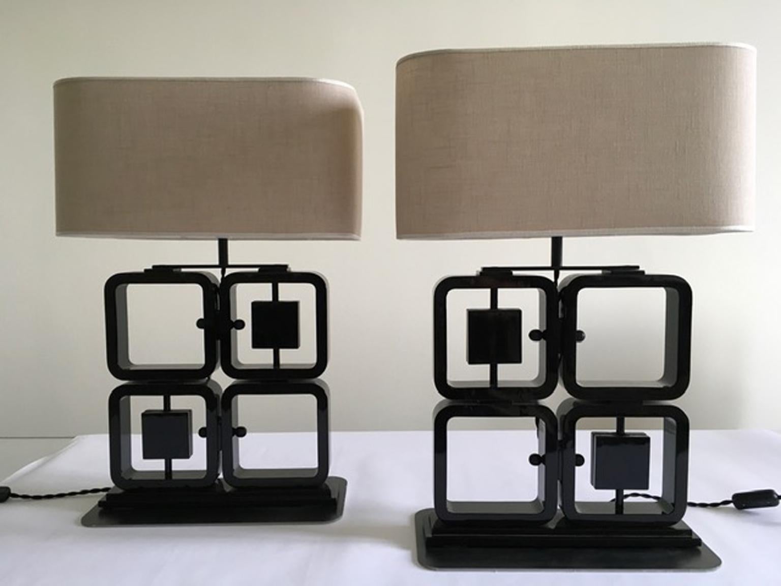 italien Italie Lampe de table en noyer noir The Modernity Design en vente
