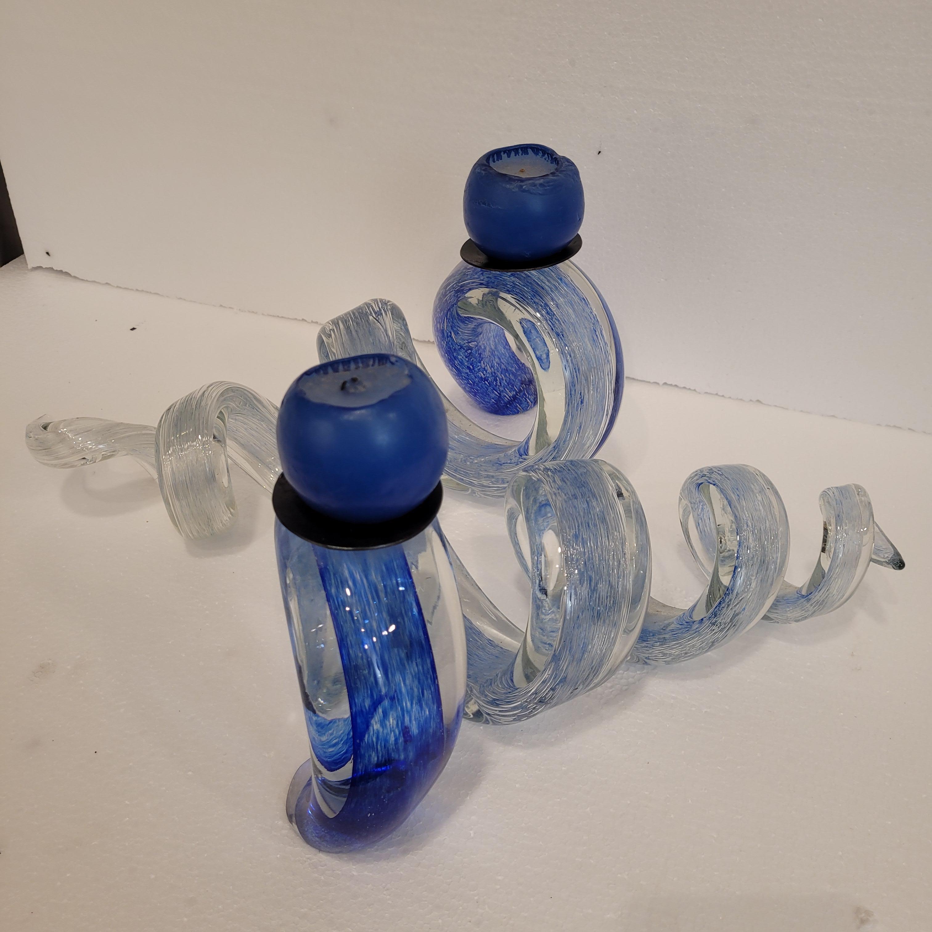 Italia vidrio azul Pareja de candelabros espirales azules, vidrio en venta 5