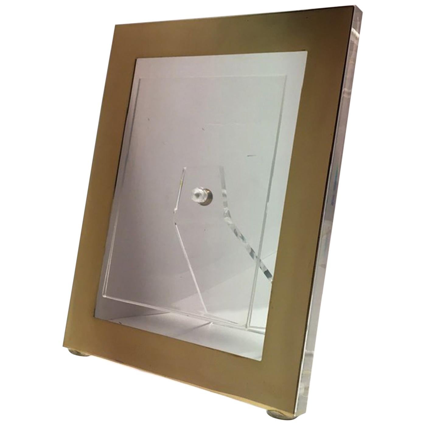 Italia Cornice in ottone e plexiglass Stile design del Medioevo, Prodotto contemporaneo in vendita