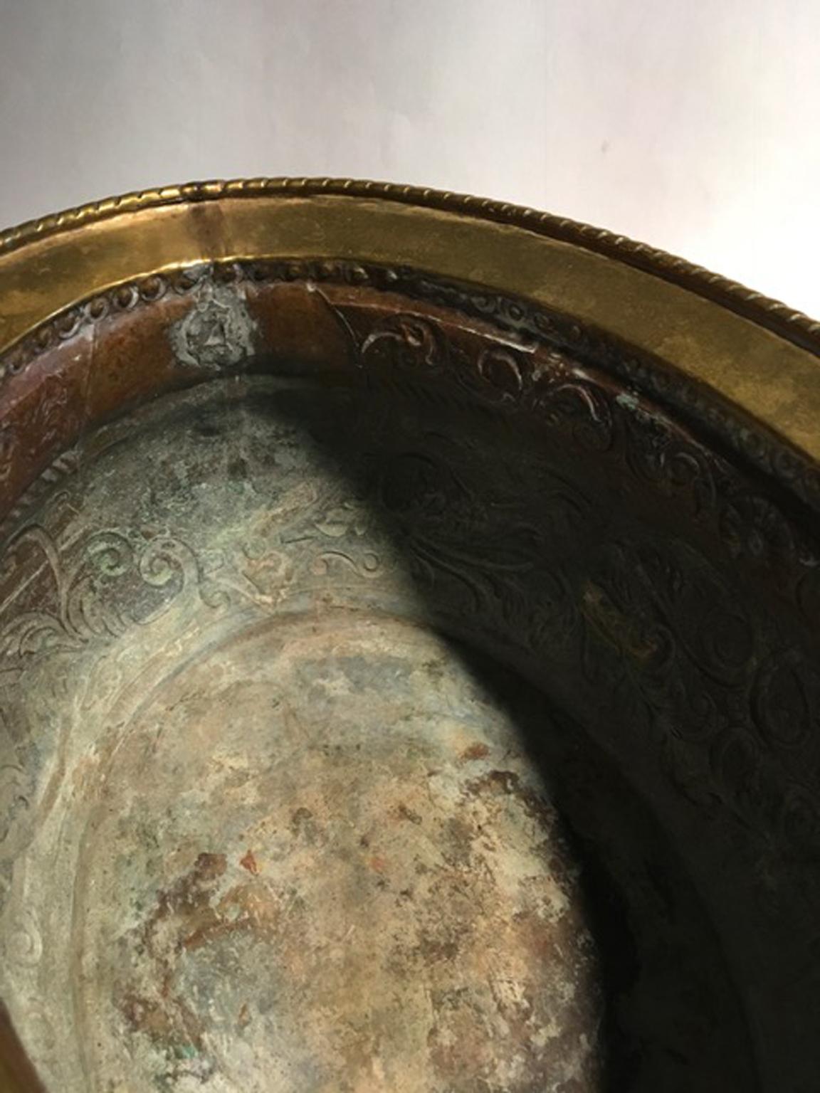  Early 20th Century Italy Brass Planter Bowl with Lions Heads For Sale 11