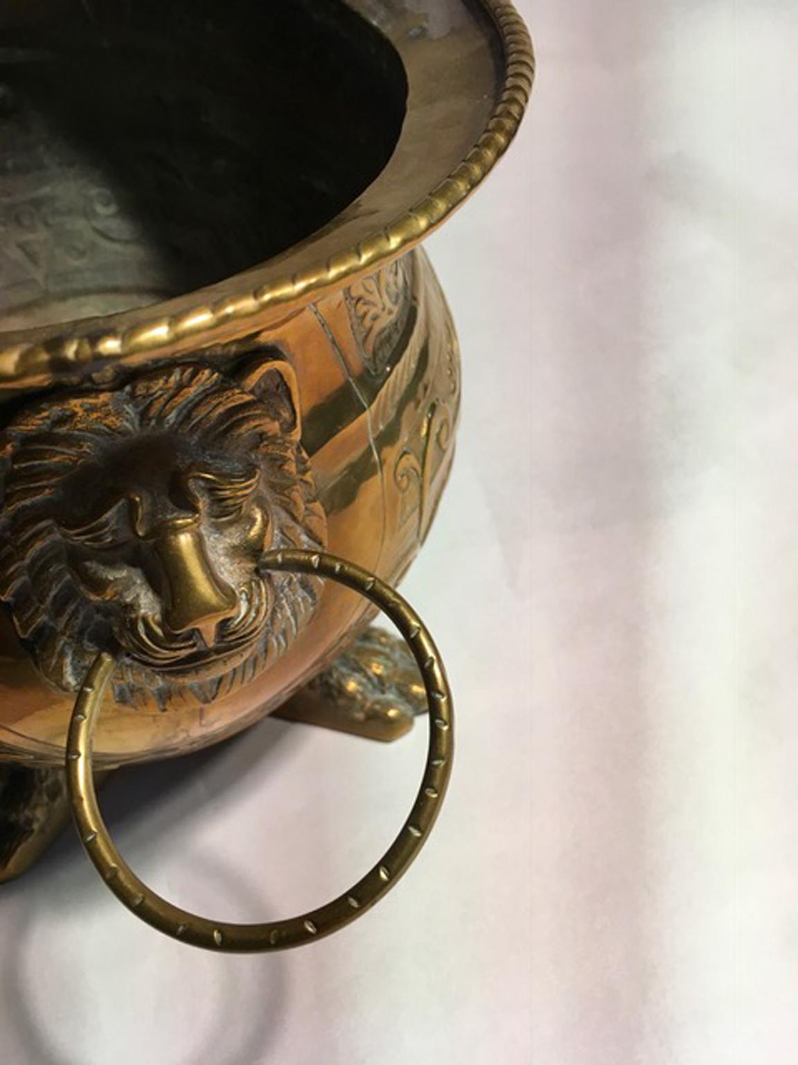  Early 20th Century Italy Brass Planter Bowl with Lions Heads For Sale 12