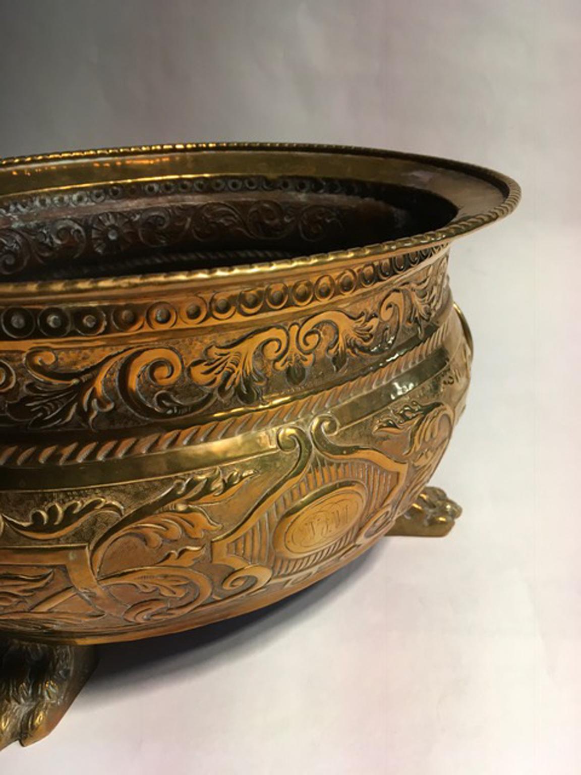  Early 20th Century Italy Brass Planter Bowl with Lions Heads For Sale 3