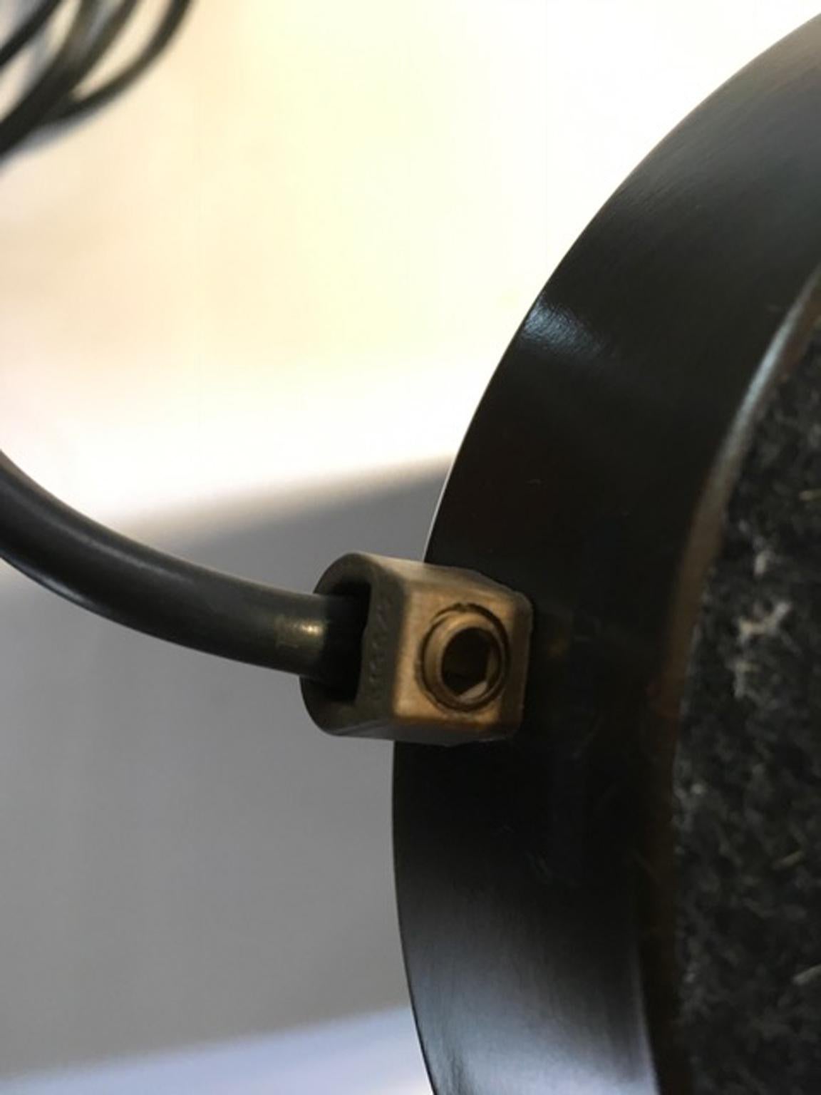 Italienische Tisch-Stehlampe aus brüniertem Metall, zeitgenössisches Design im minimalistischen Stil im Angebot 5