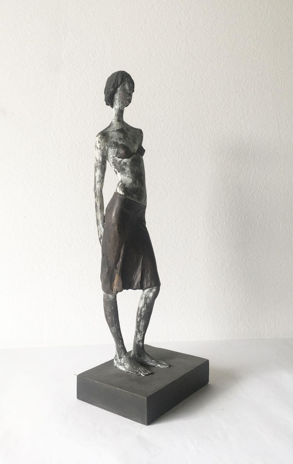 20th Century Italy Cast Lost Wax Woman Figurine Bronze Sculpture by Aron Demetz Guardando For Sale