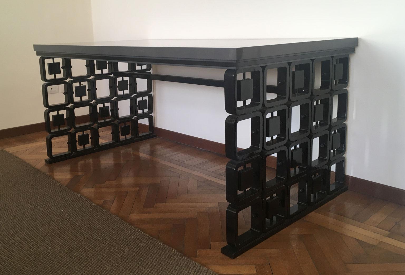 Italian Design Walnut Black and Grey Lacquered Desk Osvaldo Borsani Style For Sale 8