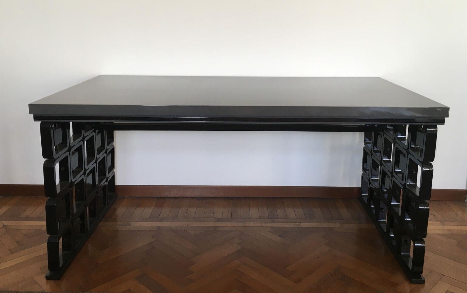 Hand-Crafted Italian Design Walnut Black and Grey Lacquered Desk Osvaldo Borsani Style For Sale