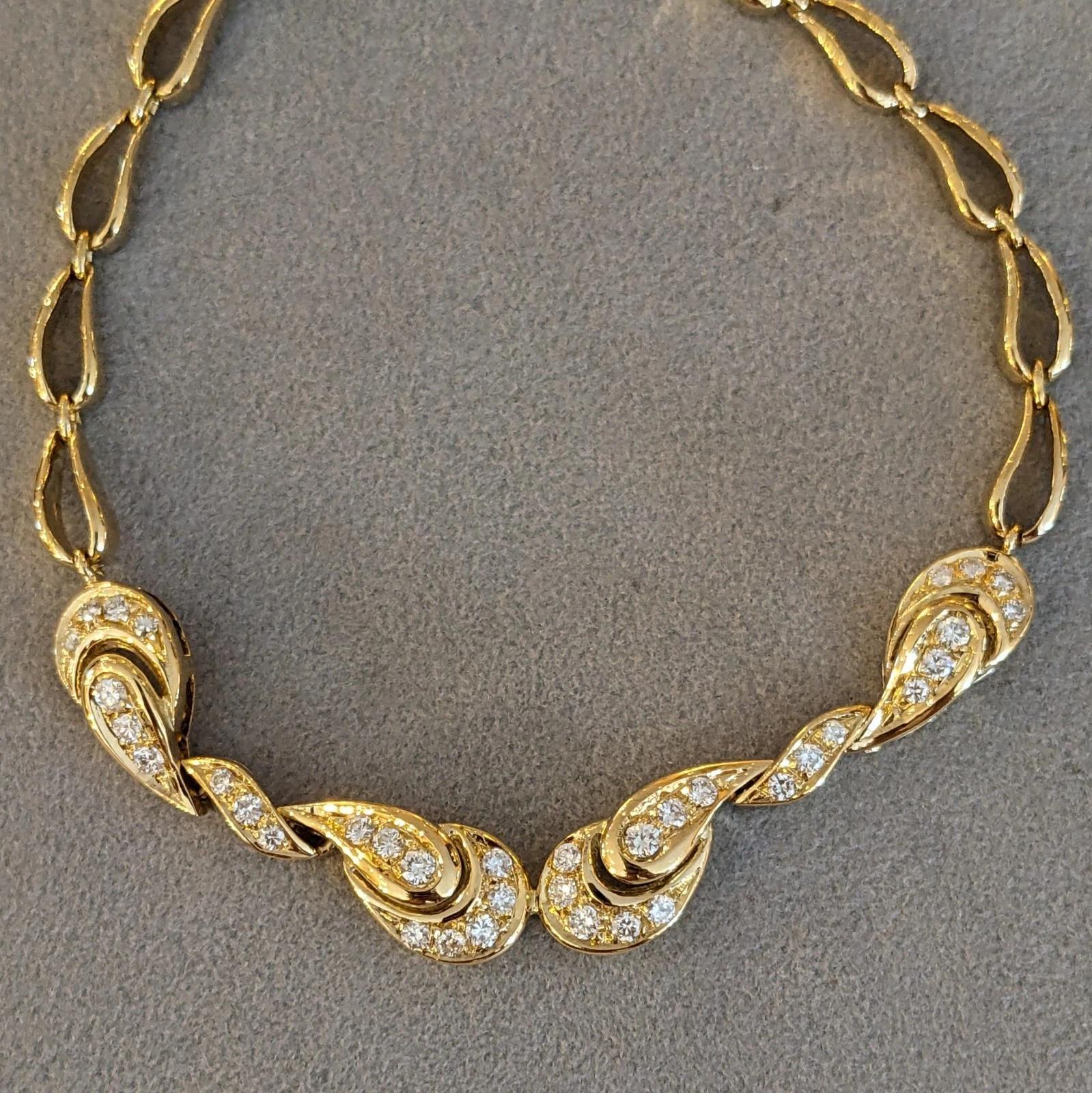 Italie Collier ras du cou en or jaune 18 carats et diamants Excellent état - En vente à La Jolla, CA