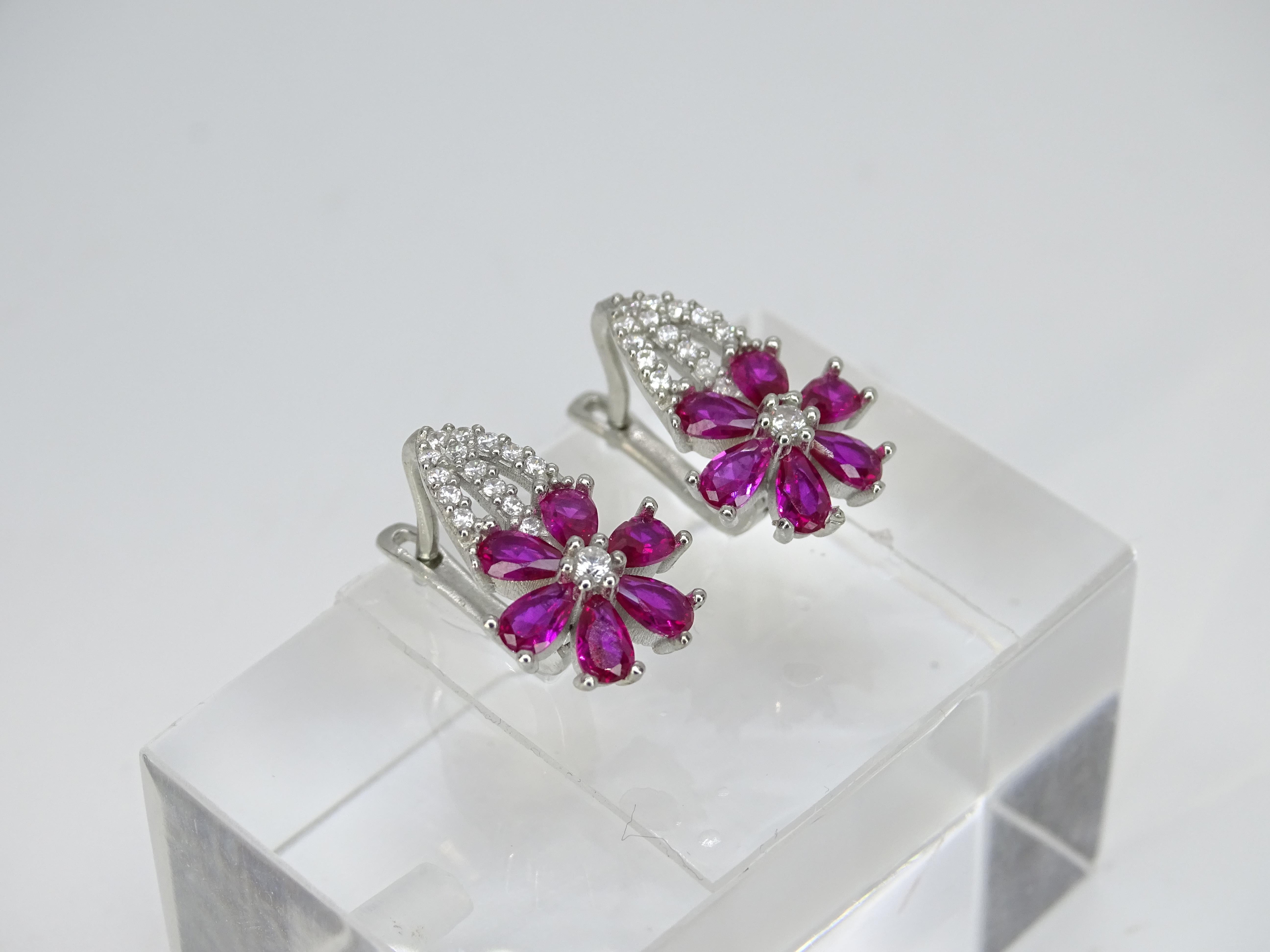 Italy “flower” earrings with ruby and zircons, 925 sterling silver in vendita 6