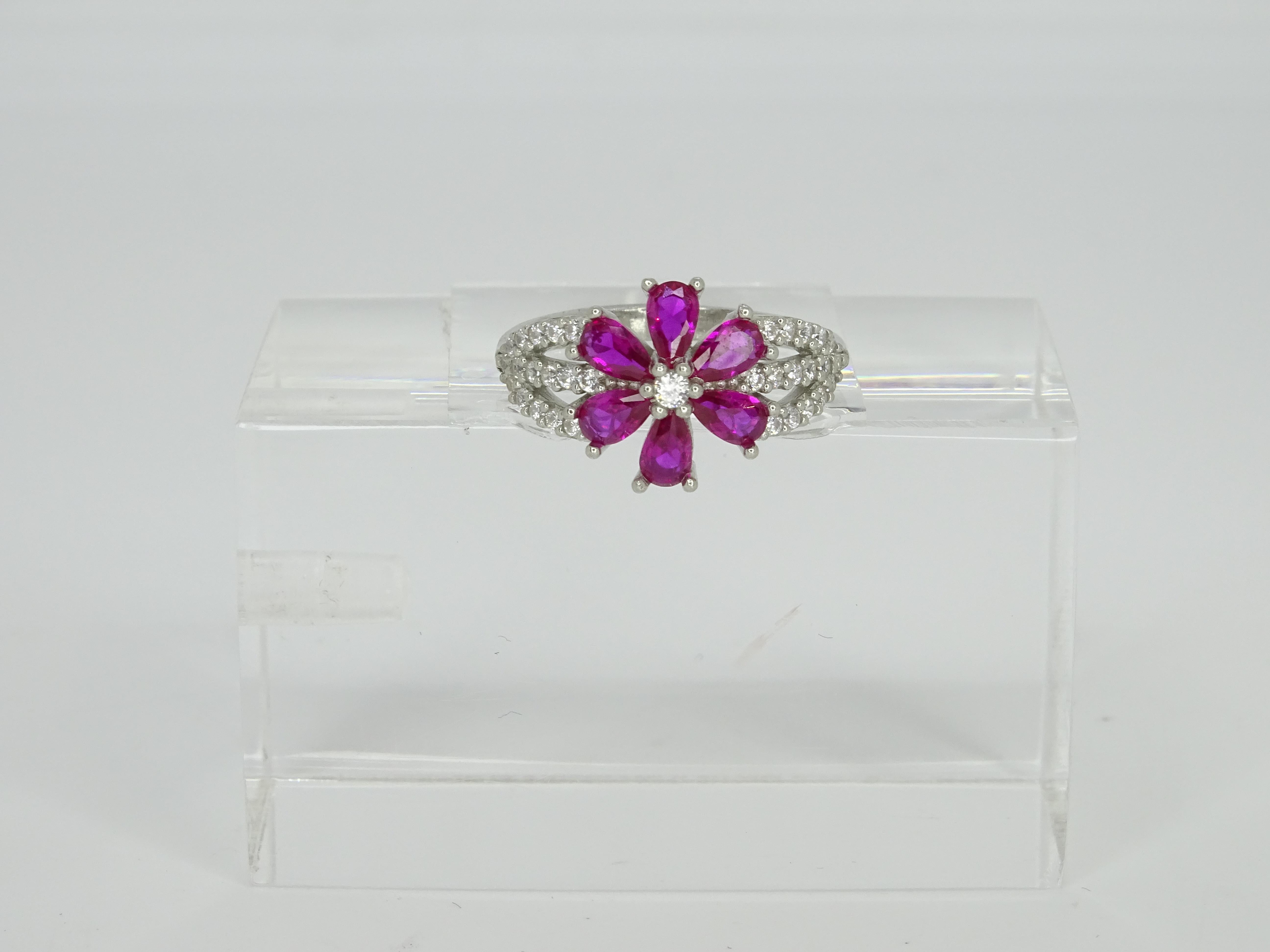 Italy “flower” ring, ruby root and zircons, 925 sterling silver For Sale 3