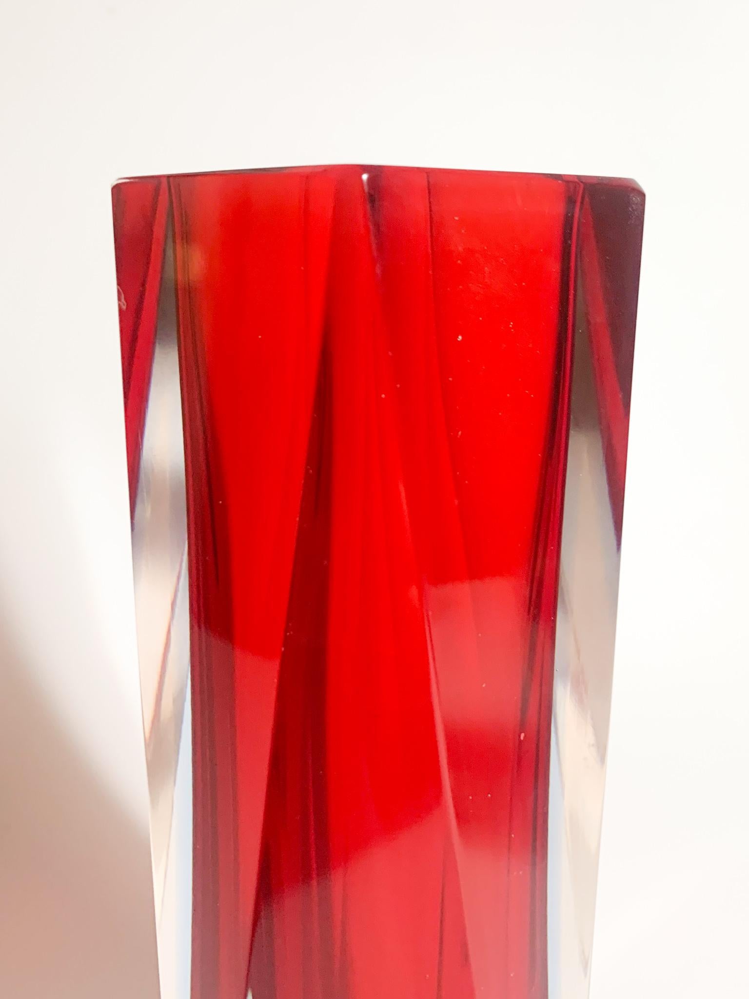 Mid-Century Modern Italy Geometric Vase in Red & Blue Murano Glass Attributed to Flavio Poli 1970s For Sale