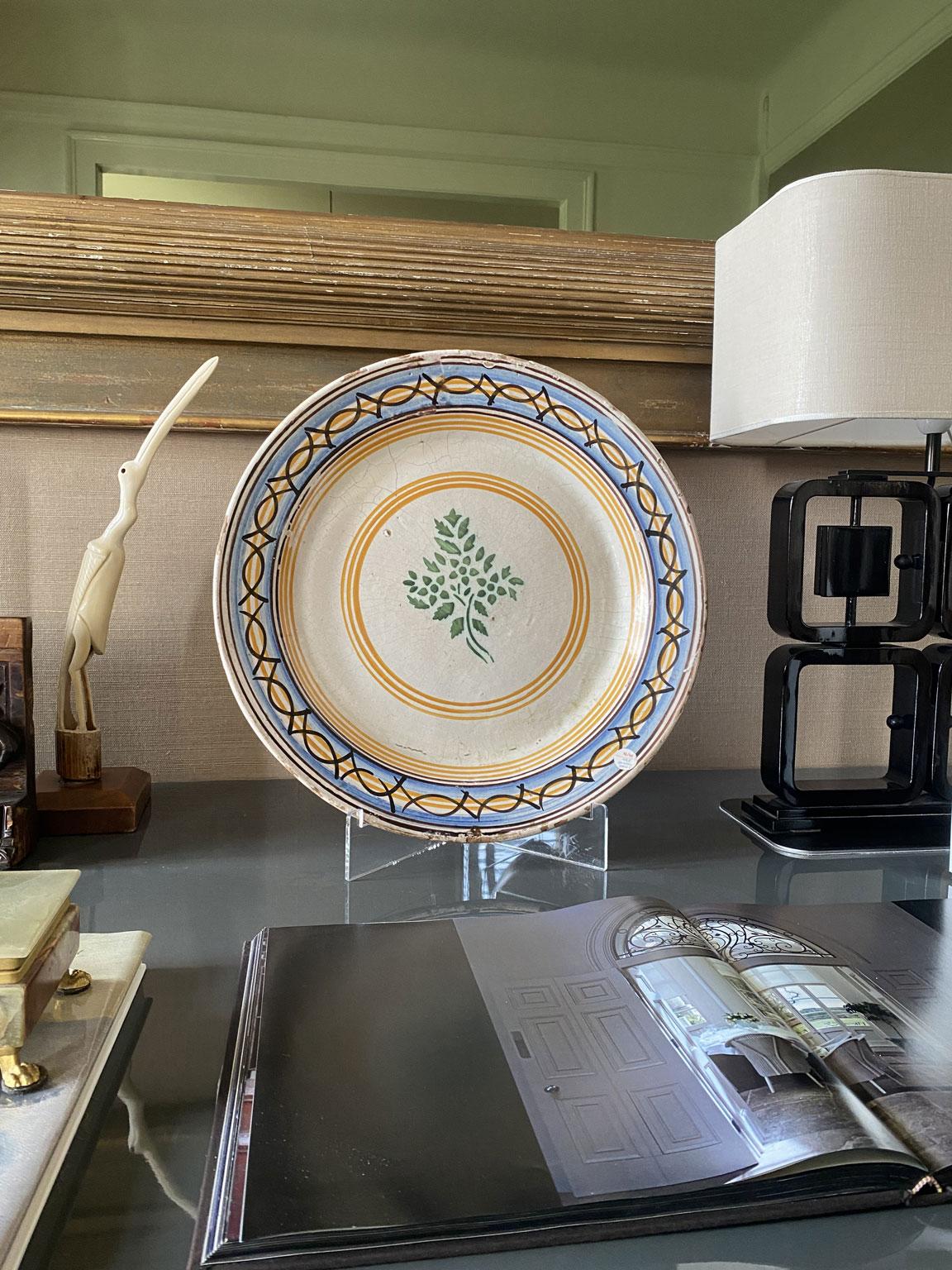 Italie Fin du XVIIIe siècle Plat en céramique ou centre de table décoratif en vente 5