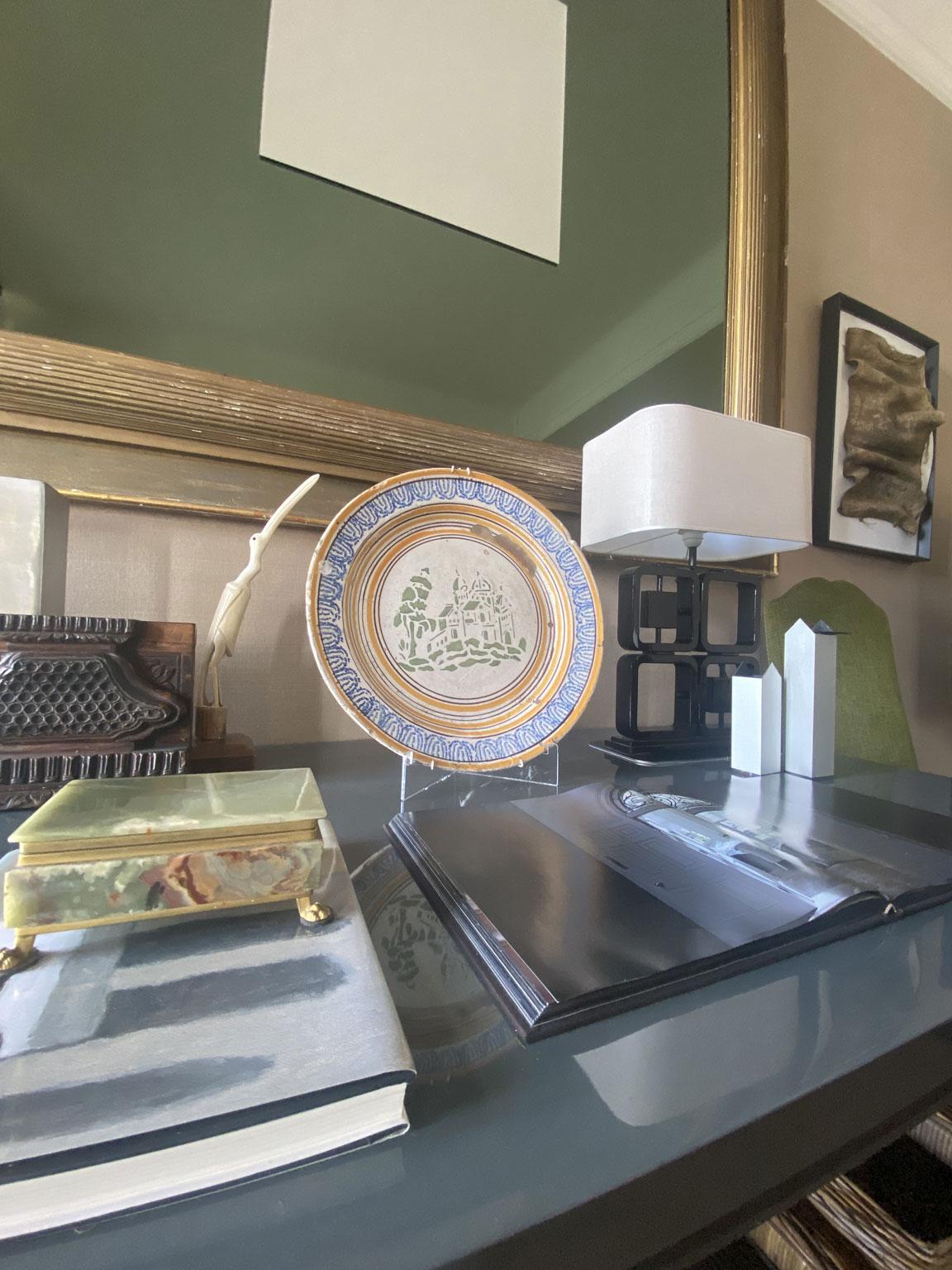 Italie Fin du XVIIIe siècle Plat en céramique ou centre de table décoratif en vente 9